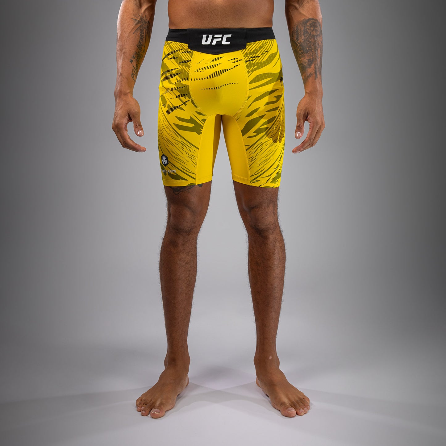 UFC Fusion by Venum Authentic Fight Night Vale Tudo Shorts per Uomo - Giallo