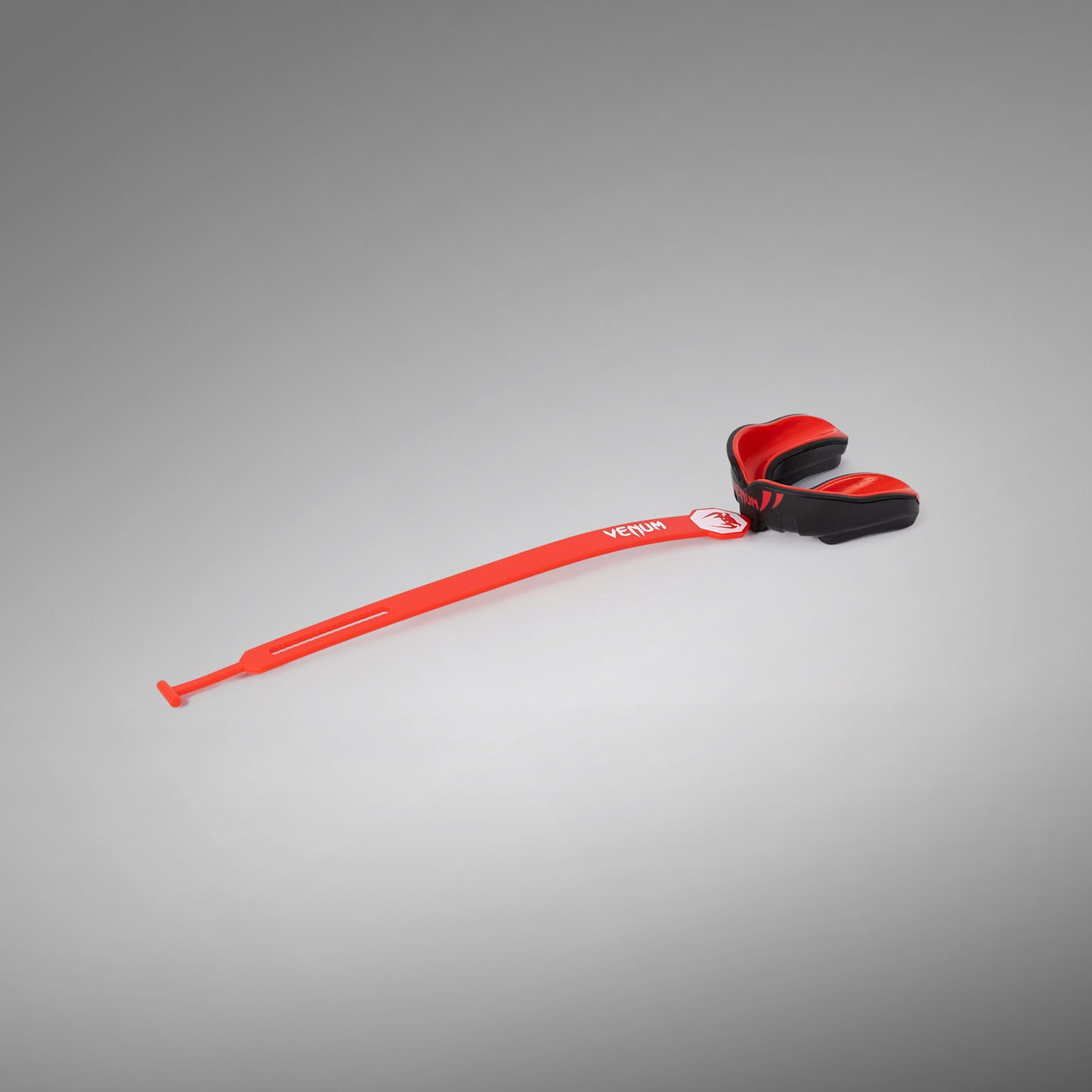 Venum Challenger Paradenti per Bambini con cinghia/senza cinghia - Nero/Rosso