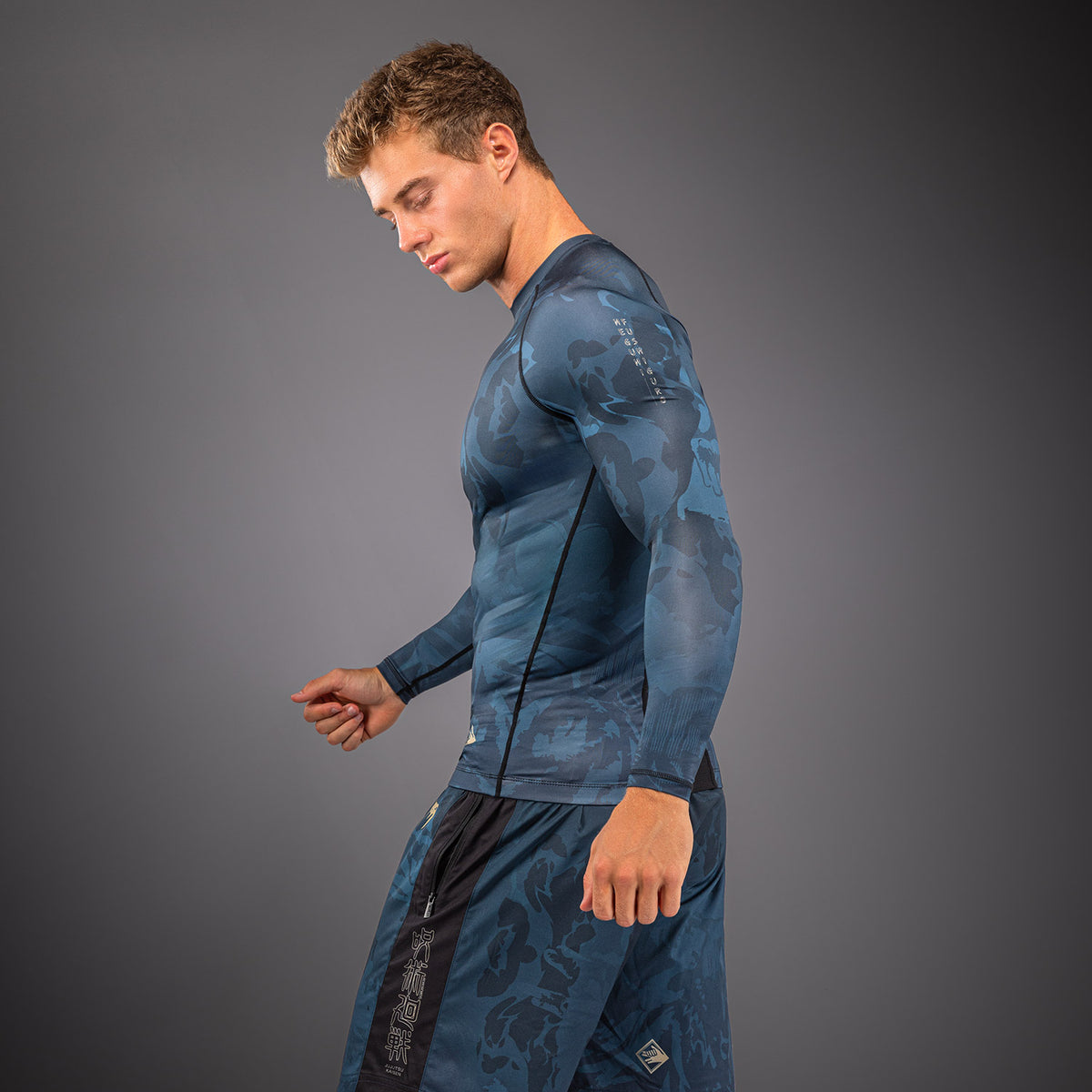 Jujutsu Kaisen x Venum Fushiguro Rashguard a Maniche Lunghe – Verde Oceano
