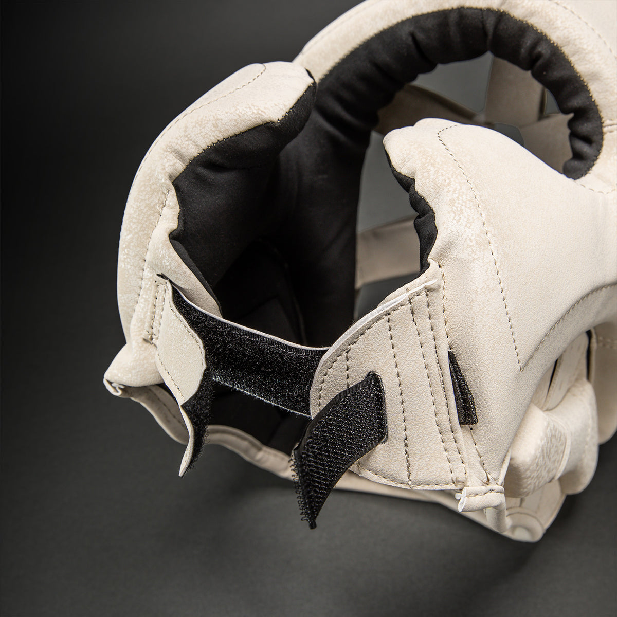 Venum Stone 2.0 Casco Protettivo Sabbia