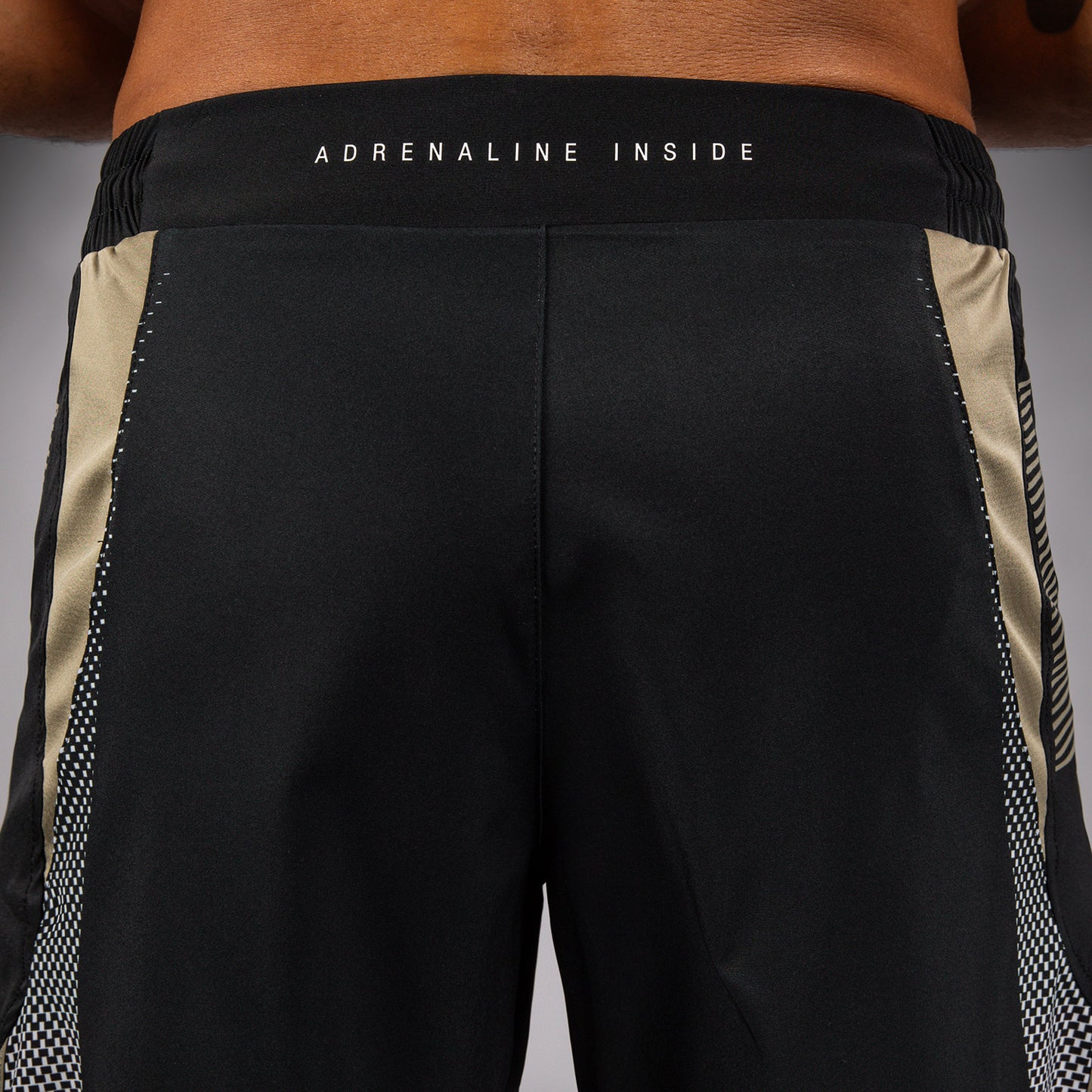 Venum Adrenaline Pantaloncini da combattimento – Nero/Sabbia
