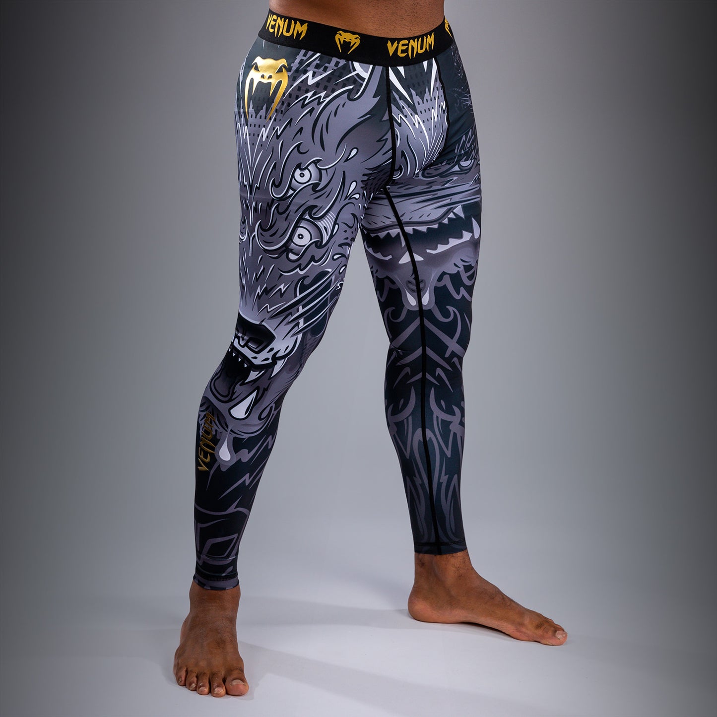 Venum Wolf Atak Spats – Nero/Grigio