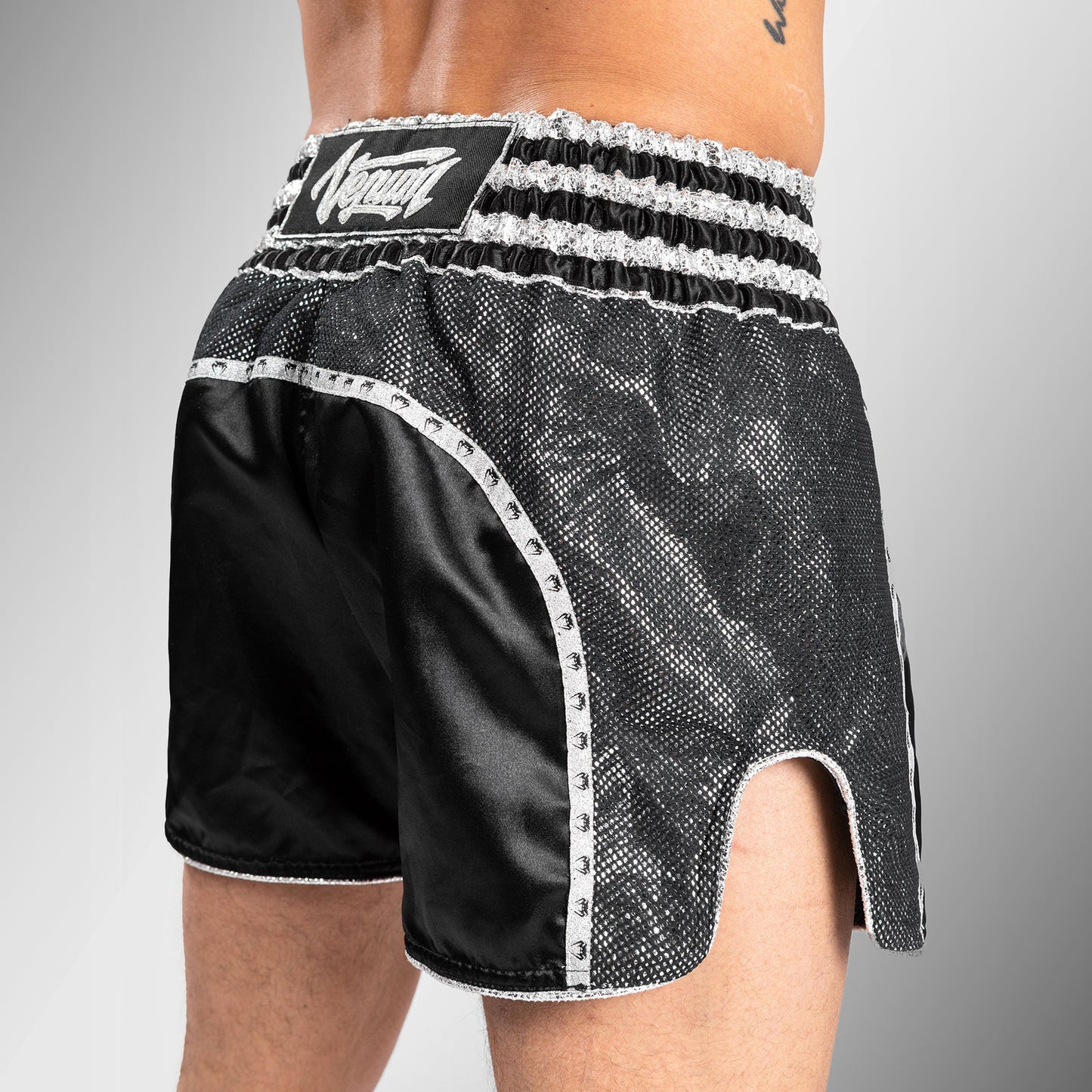 Venum Absolute 2.0 Pantaloncini da Muay Thai - Neri/Argento