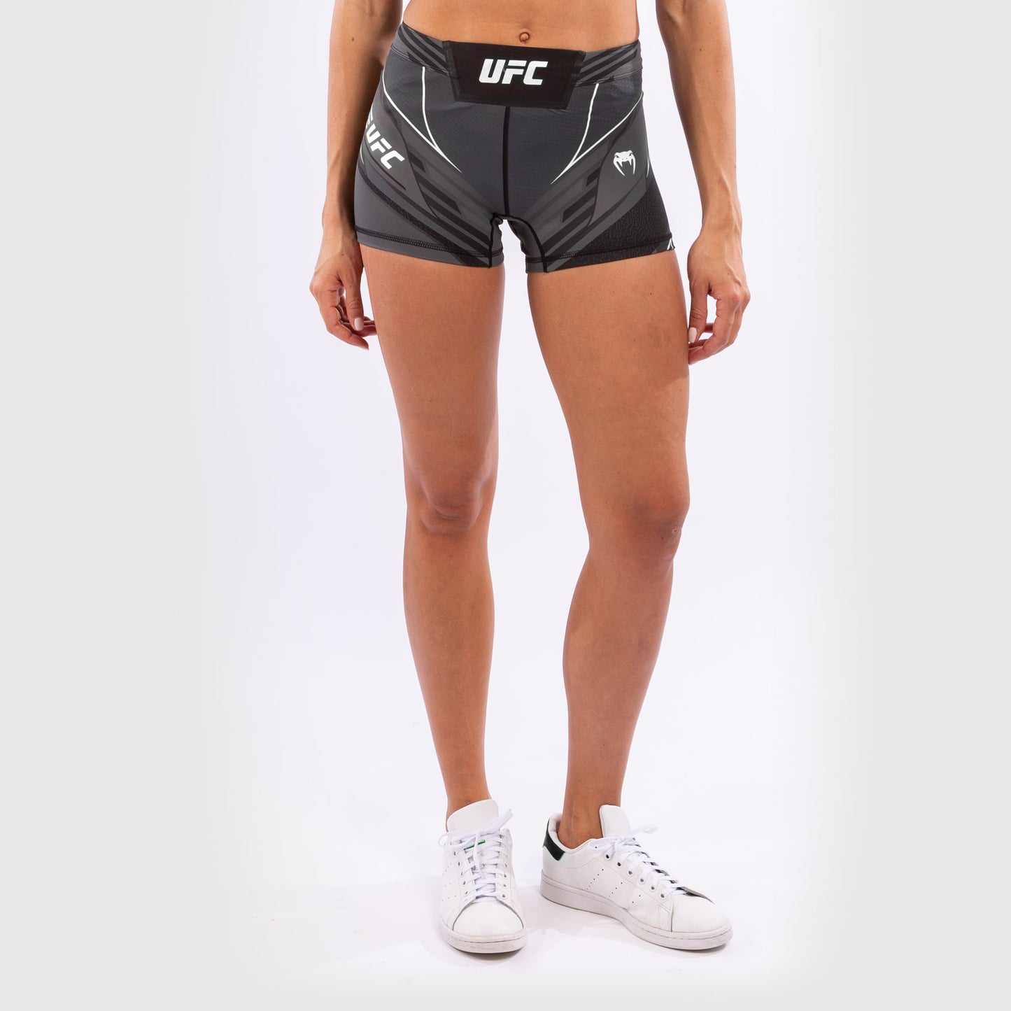 Pantaloncini da Vale Tudo Donna UFC Venum Authentic Fight Night - Vestibilità Corta - Nero