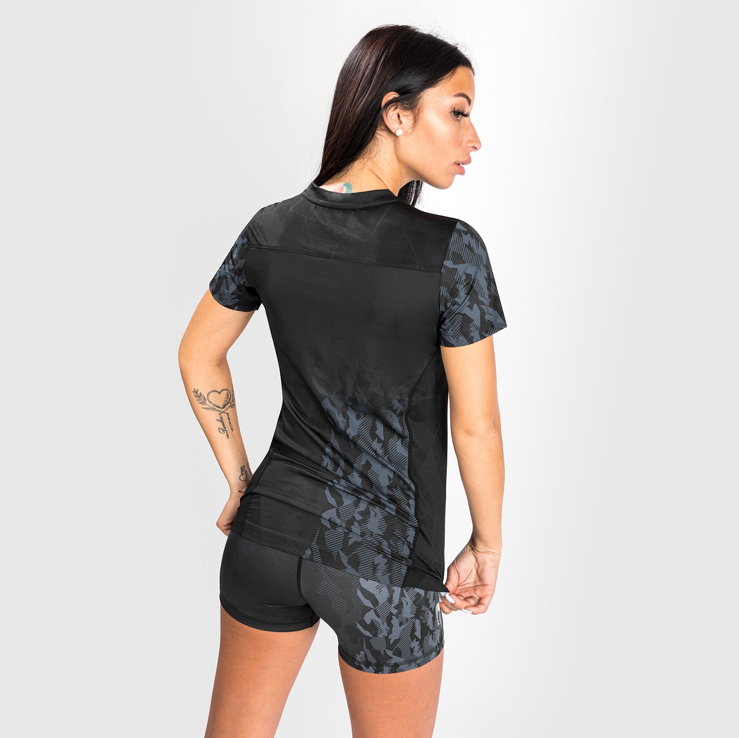 Venum UFC Authentic Fight Week T-shirt Performance a Maniche Corte da Donna – Nero
