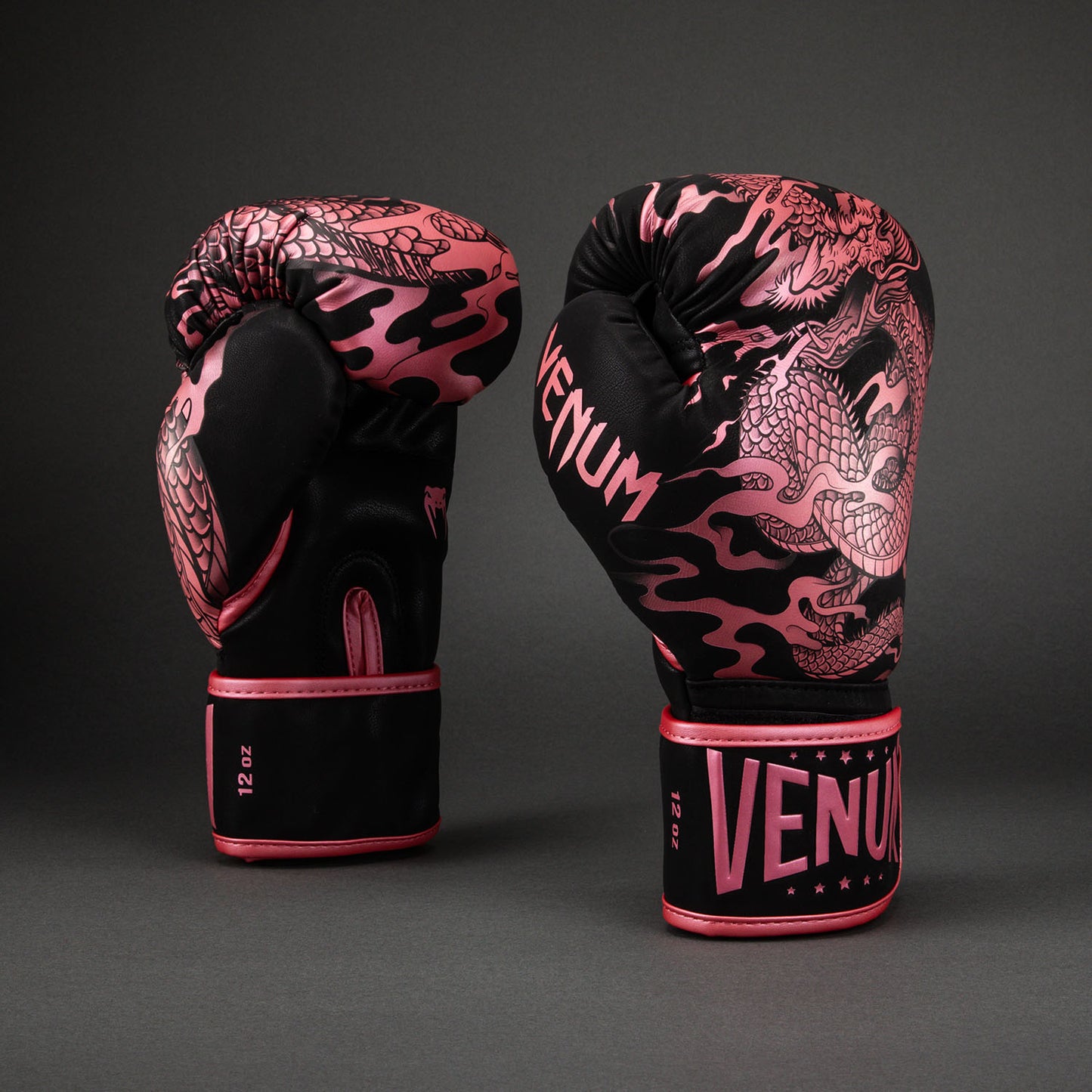 Guanti da boxe Venum Dragon's Flight - Nero / Rosa metallizzato