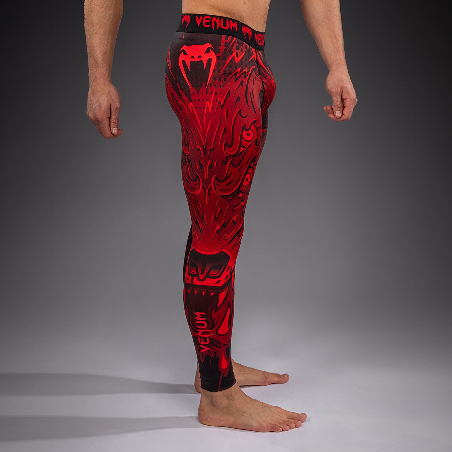 Venum Wolf Atak Spats – Nero/Rosso