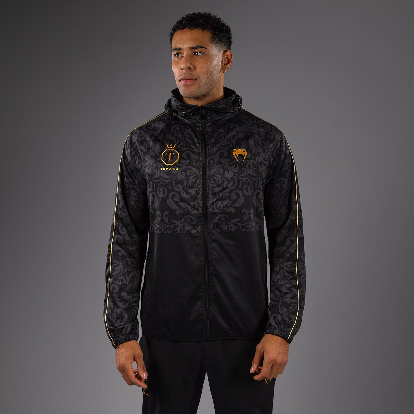 Venum x Topuria Unmatched Edition Giacca da Allenamento - Nero/Oro
