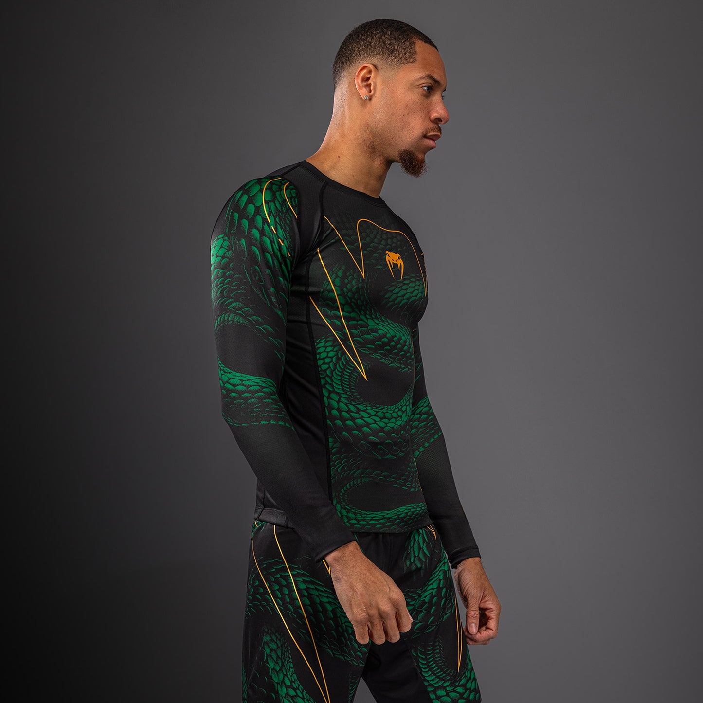 Venum Matupa Rashguard a Maniche Lunghe - Nero/Verde/Oro