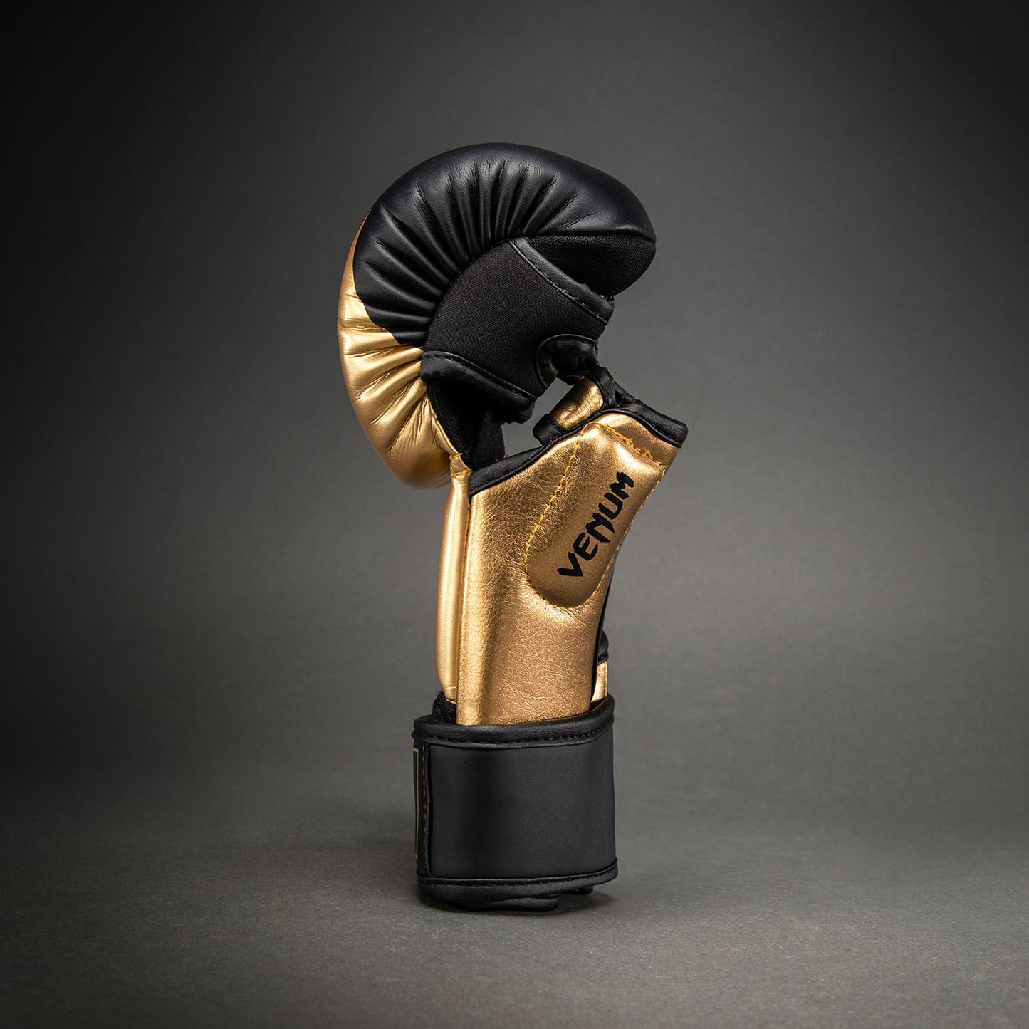 Venum Attack 2.0 Guanti da Sparring – Oro/Nero