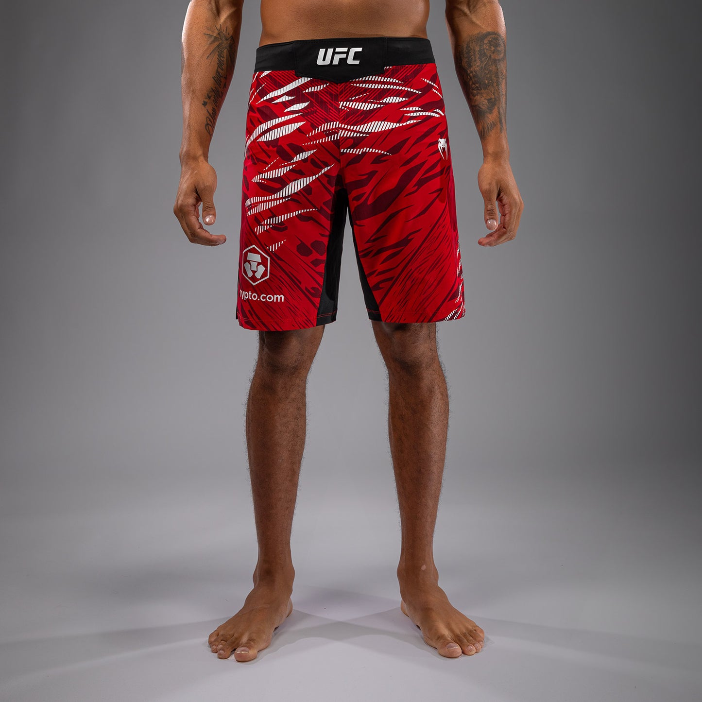 UFC Fusion by Venum Authentic Fight Night Shorts da Lotta per Uomo - Fit Largo - Rosso
