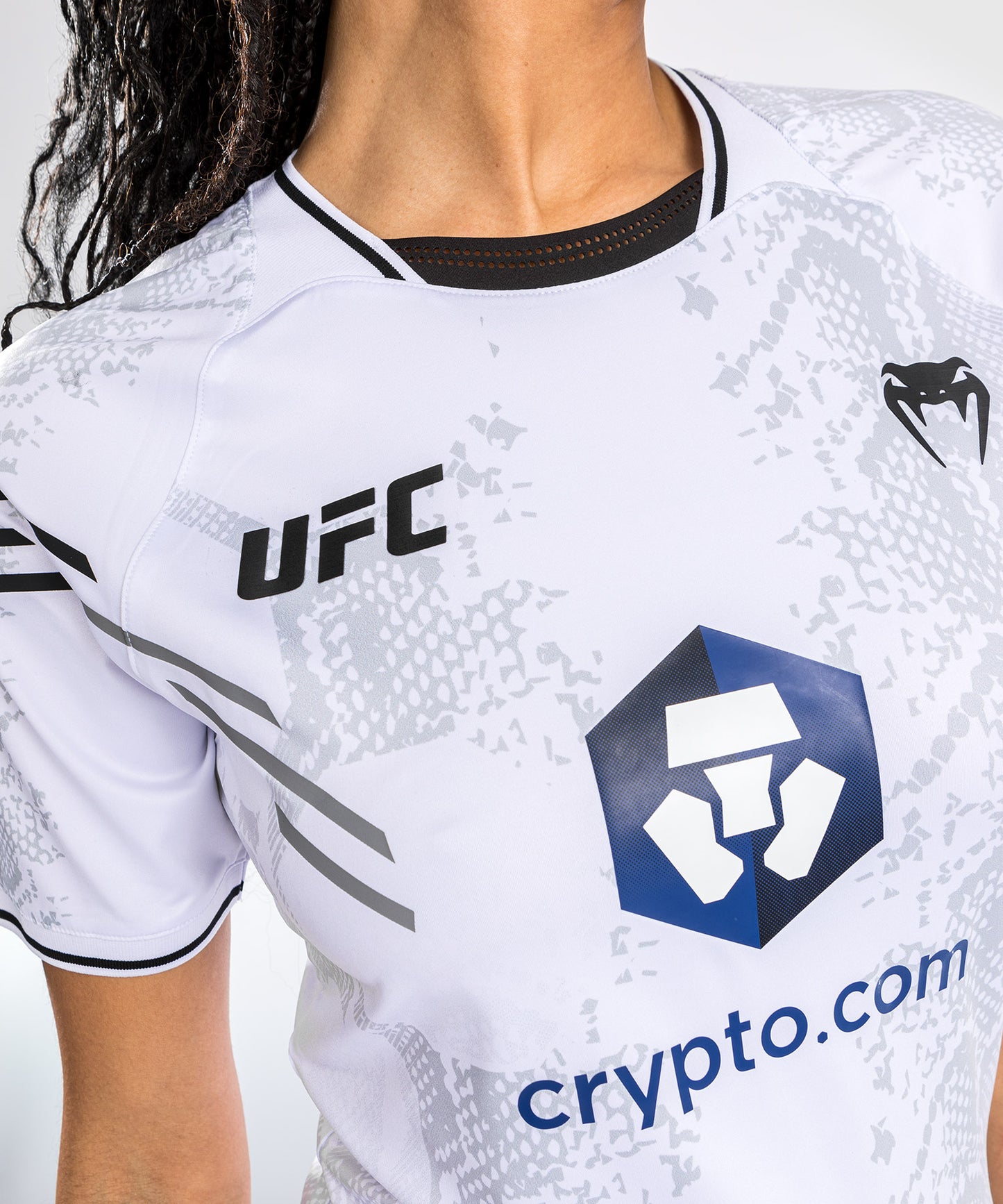 UFC Adrenaline by Venum Authentic Fight Night Maglia Walkout da Donna - Bianco