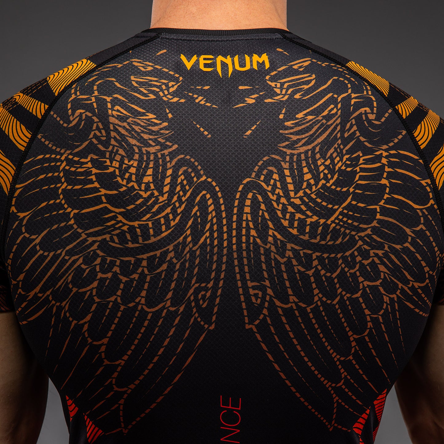 Venum Quetzal Fury Rashguard a Maniche Corte - Nero/Rosso Fury/Arancione