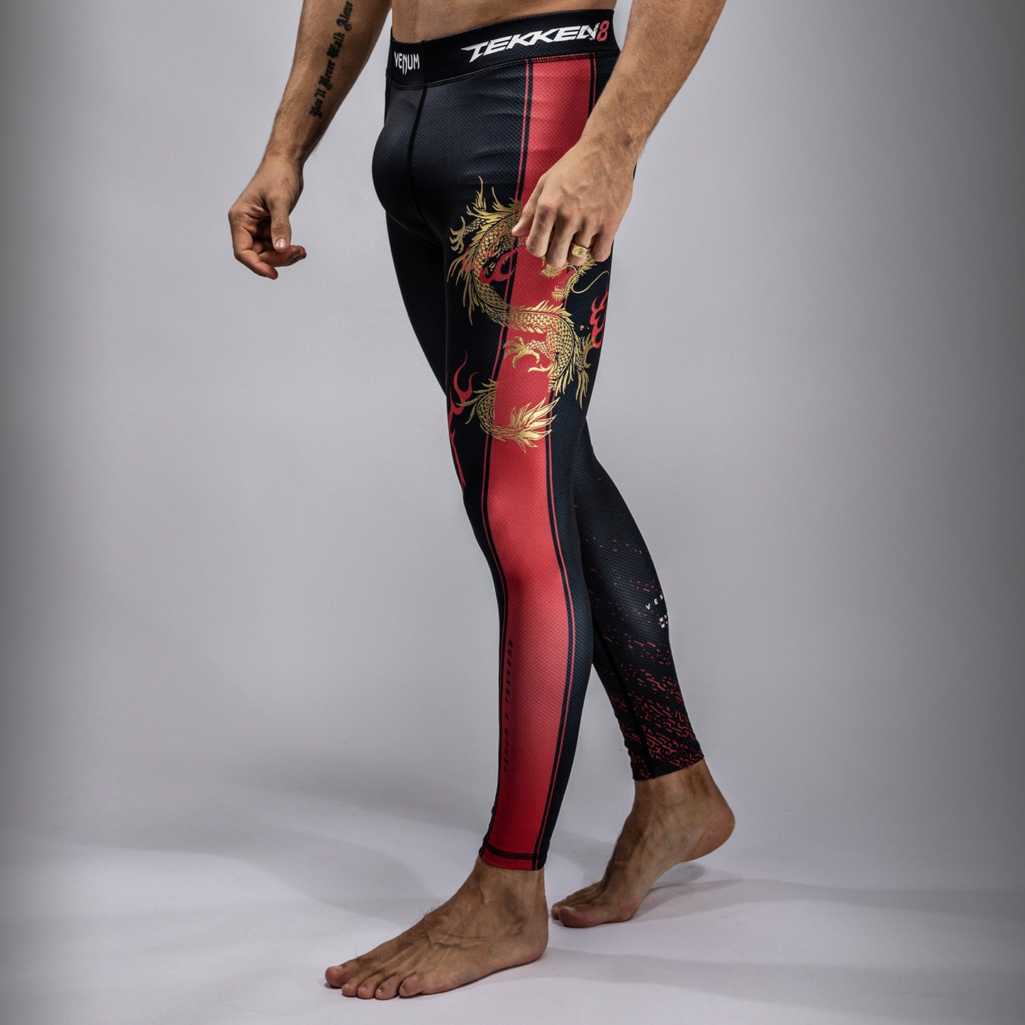 Venum x TEKKEN 8 - Marshall Law Pantaloni a compressione - Nero/Rosso/Oro