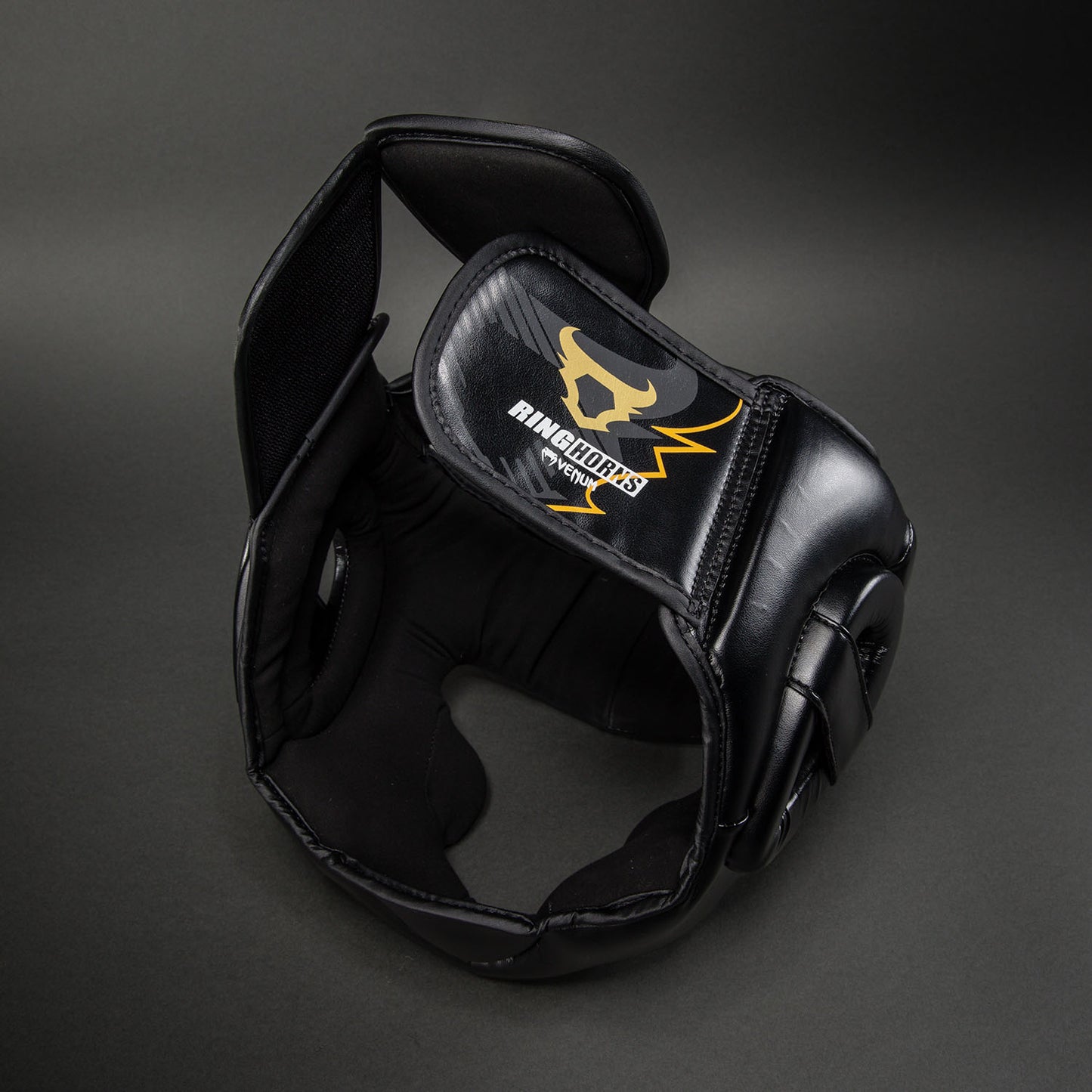 Venum Ringhorns Charger Casco Protettivo – Nero/Oro