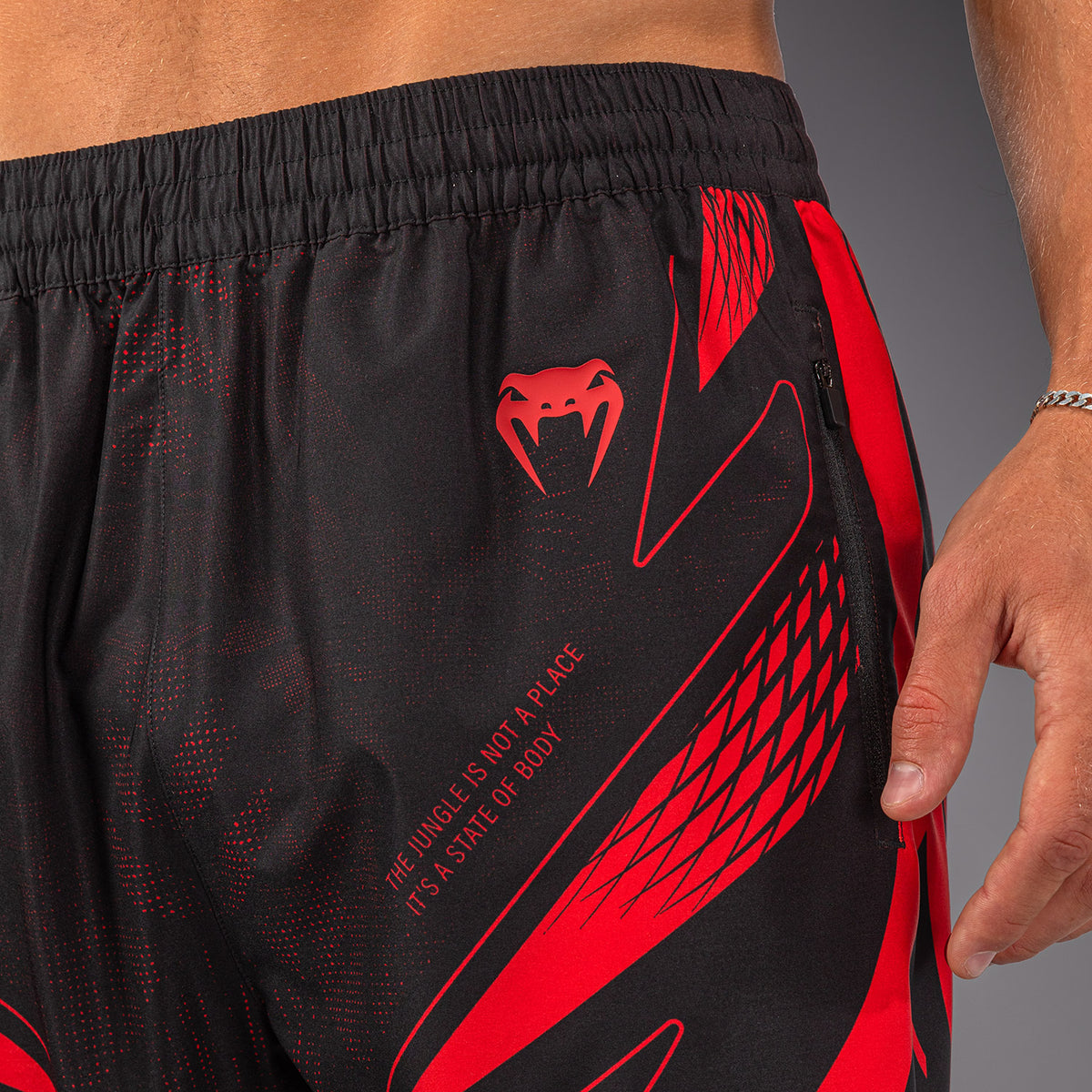 Venum Amazonia Reborn Pantaloncini da allenamento - Nero/Rosso