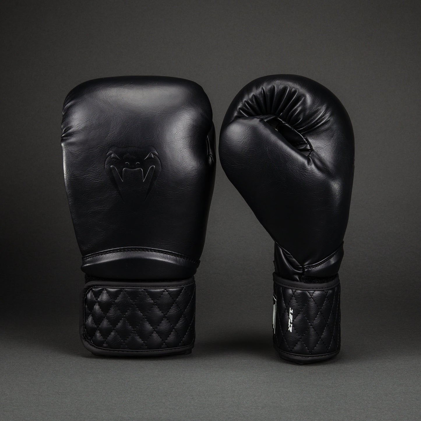 Venum Impact Classic Guantoni da Boxe - Nero