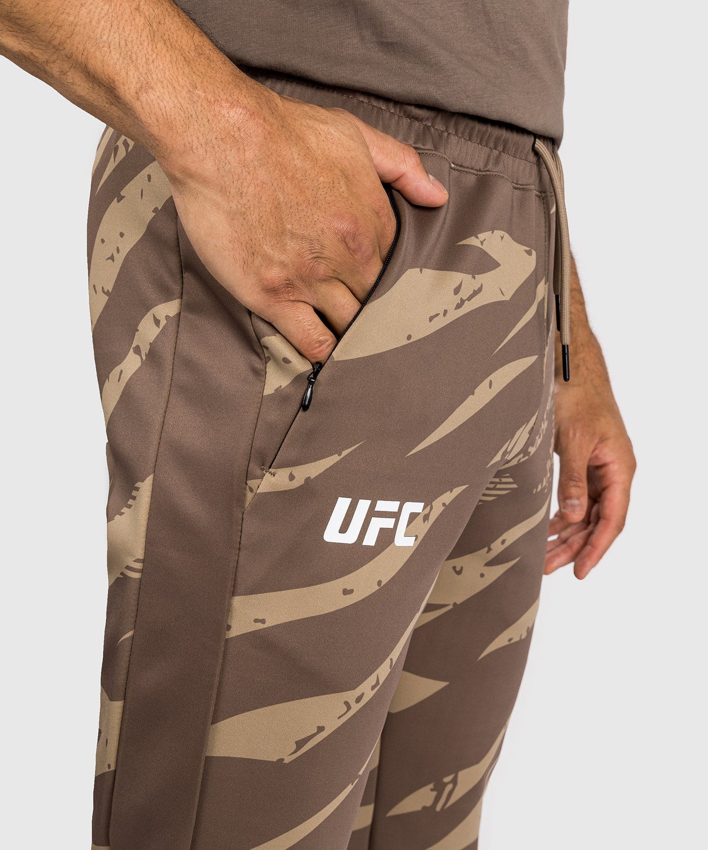 UFC Adrenaline by Venum Fight Week Pantaloni da Uomo - Desert Camo