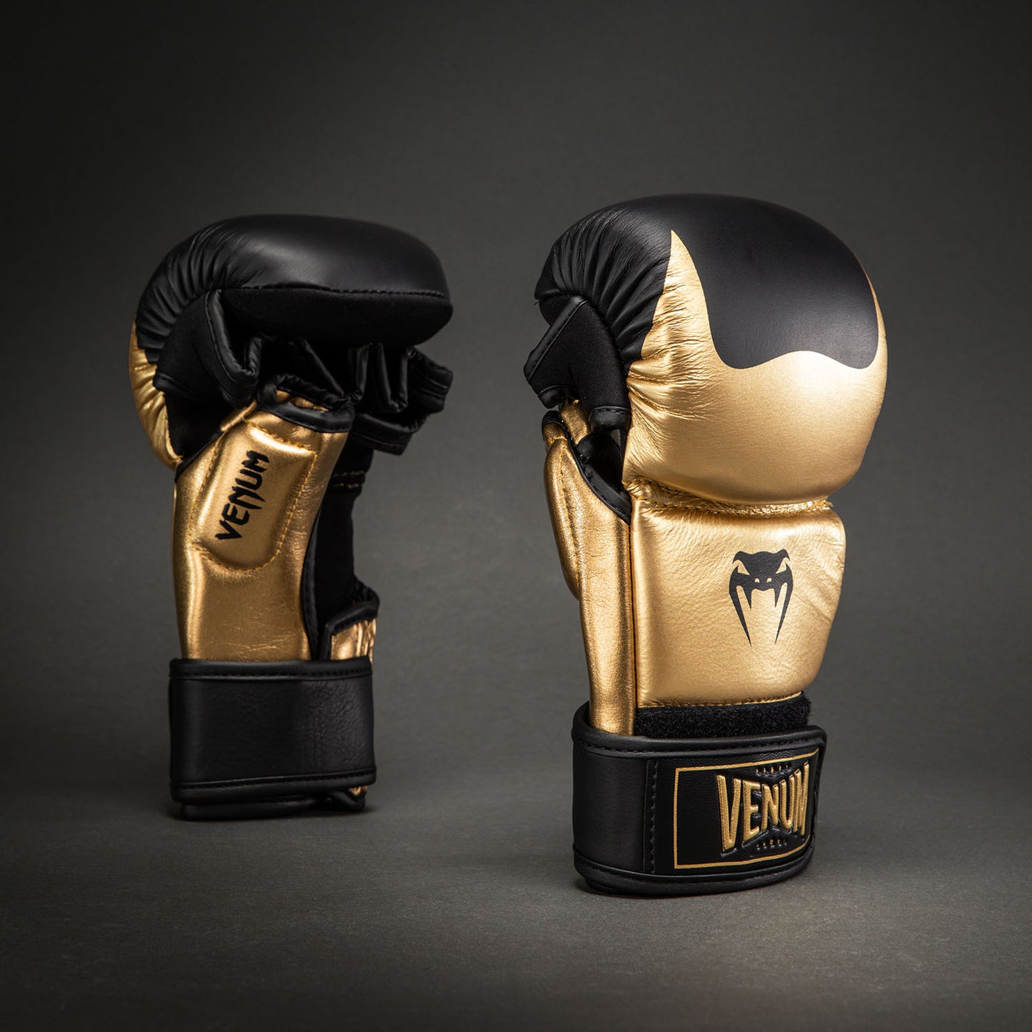 Venum Attack 2.0 Guanti da Sparring in Pelle – Oro/Nero