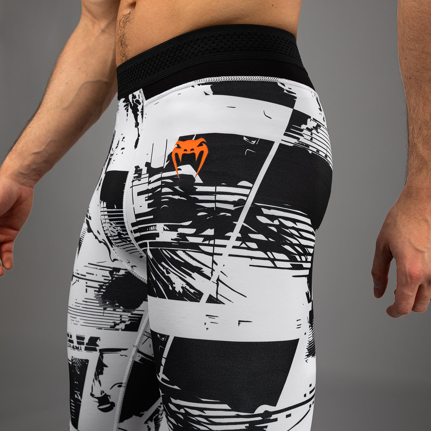 UFC Zenith by Venum Authentic Fight Week Leggings Performance Uomo - Bianco