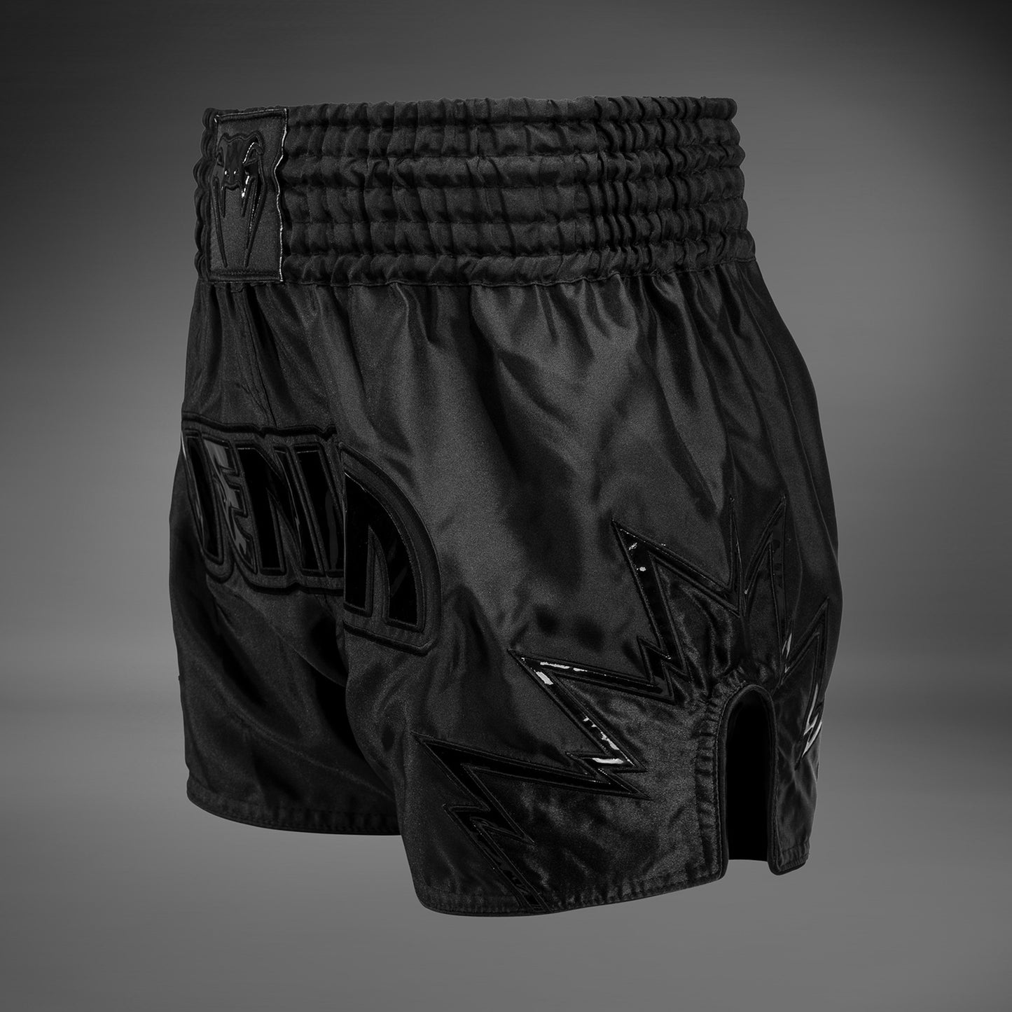 Venum Inferno Muay Thai Shorts - Nero/Nero