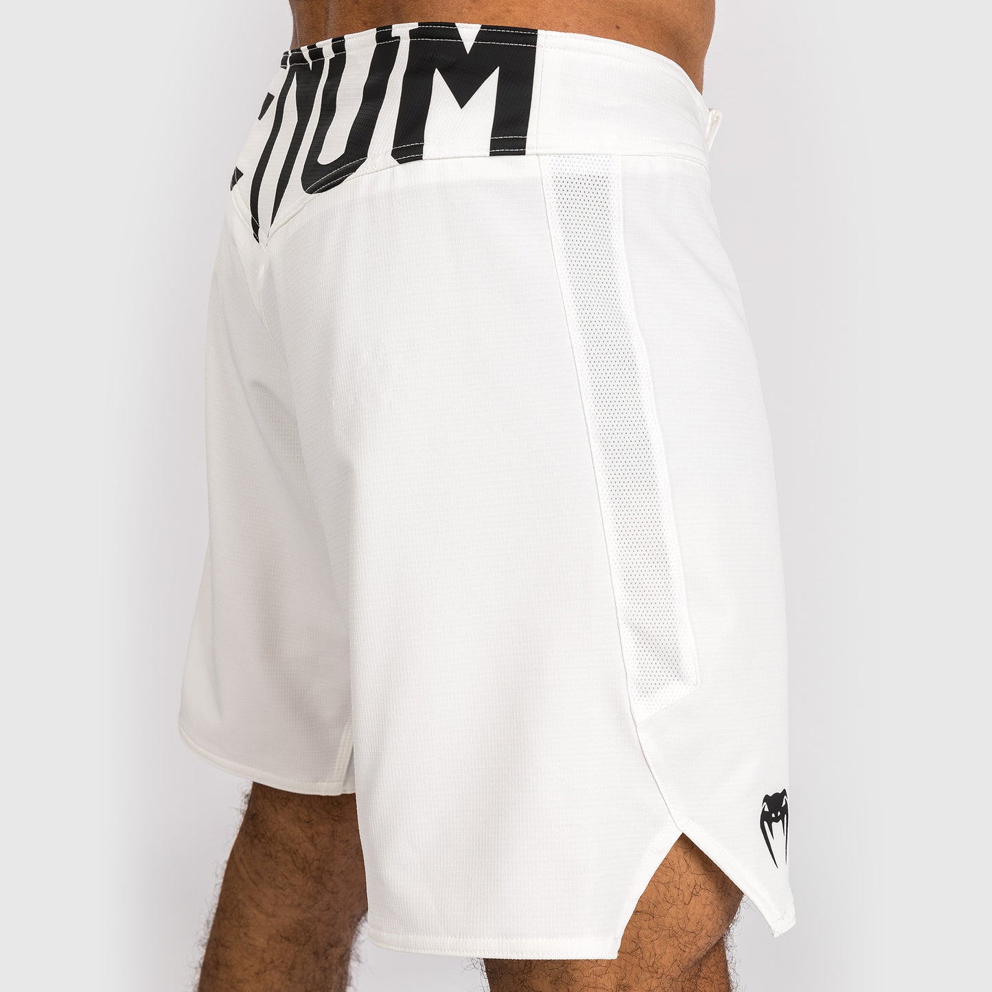 Venum Light 5.0 Pantaloncini da combattimento - Bianco/Nero