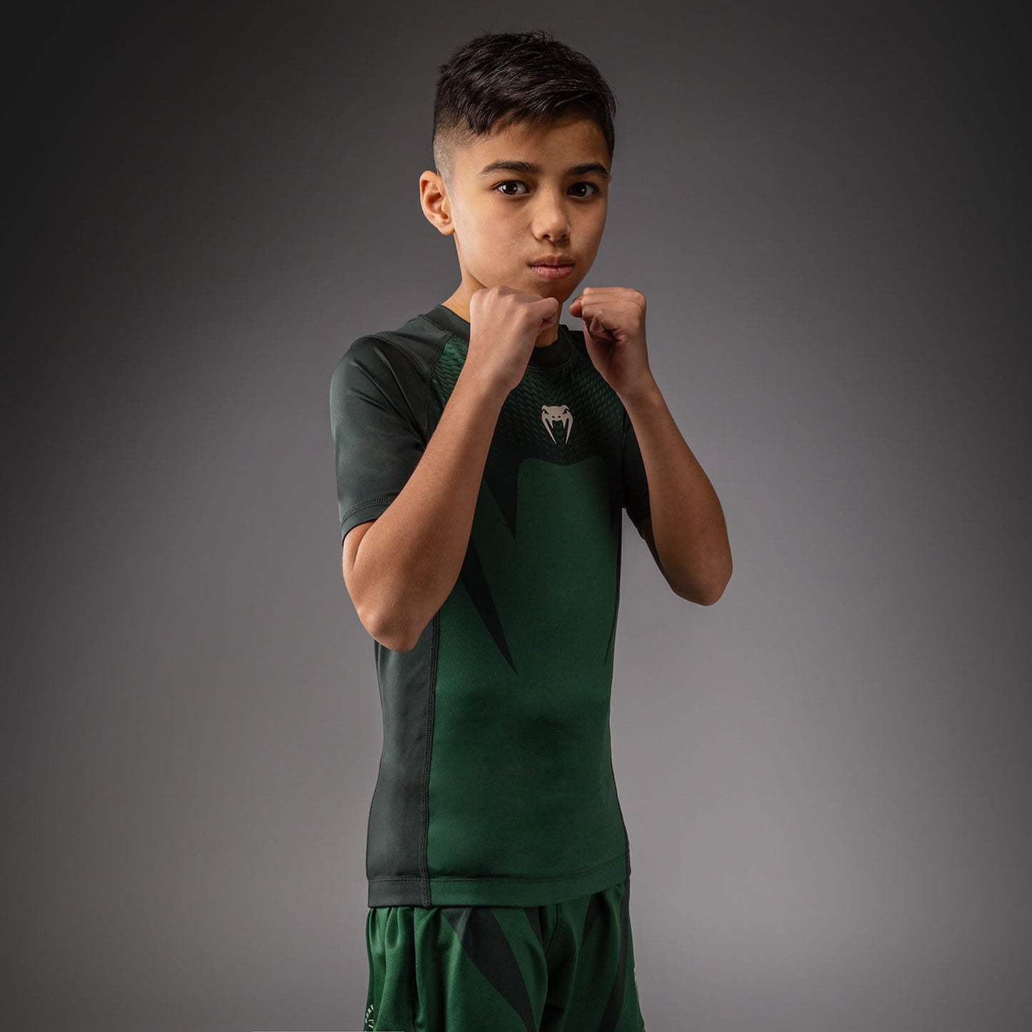 Venum Attack Rashguard a maniche corte per bambini - Verde foresta/ Bianco sporco