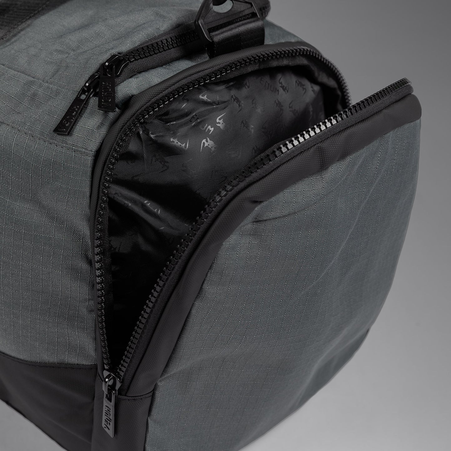 Venum Evo 2 XTrem Ripstop Borsa Sportiva (55-63L) – Grigio Tempesta