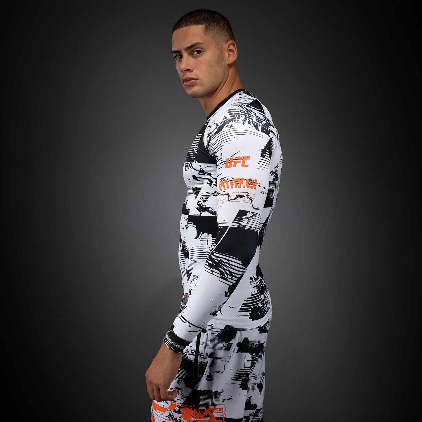 UFC Zenith by Venum Authentic Fight Week Rashguard maniche lunghe Performance Uomo - Bianco