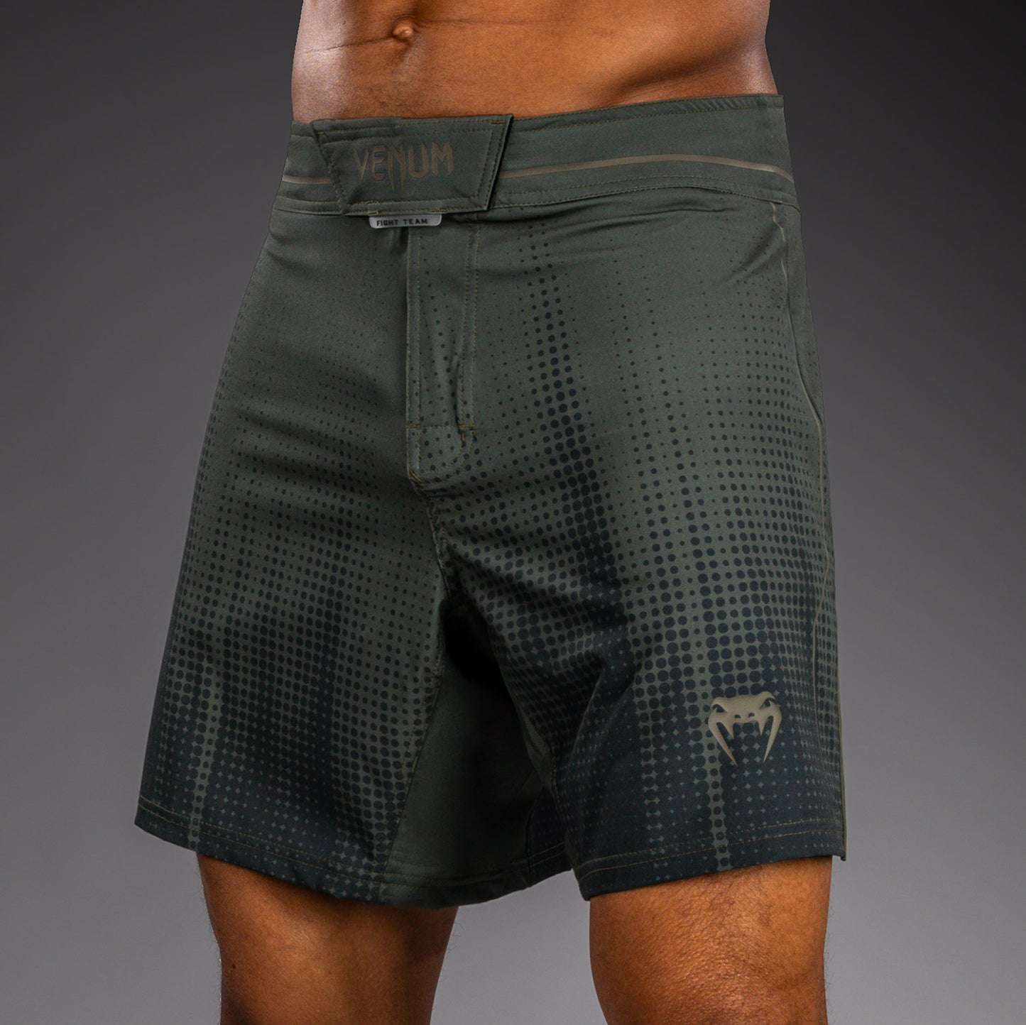 Venum Stealth Pantaloncini da Combattimento – Kaki/Verde Scuro