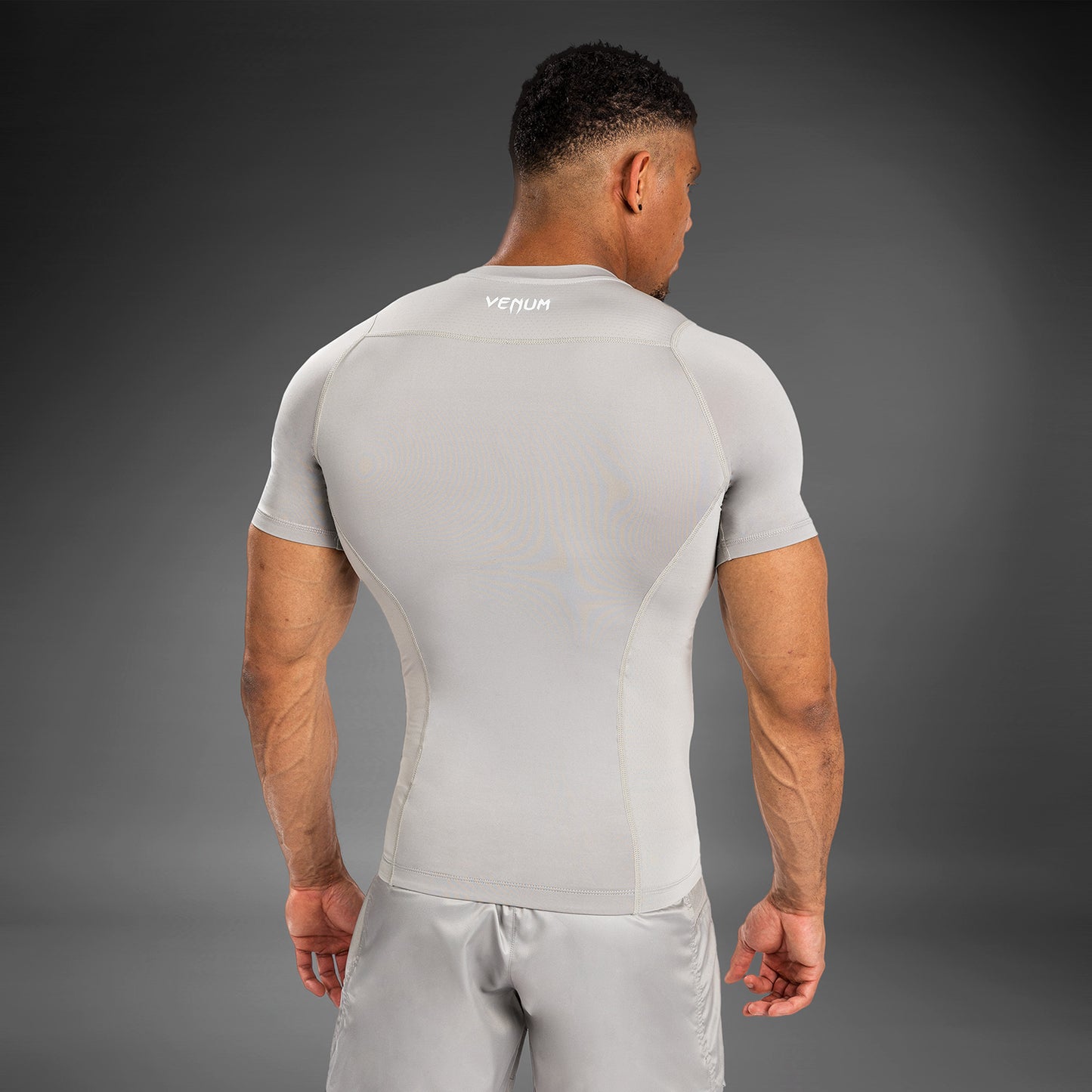 Venum Attack Rashguard a Maniche Corte da Uomo - Sabbia
