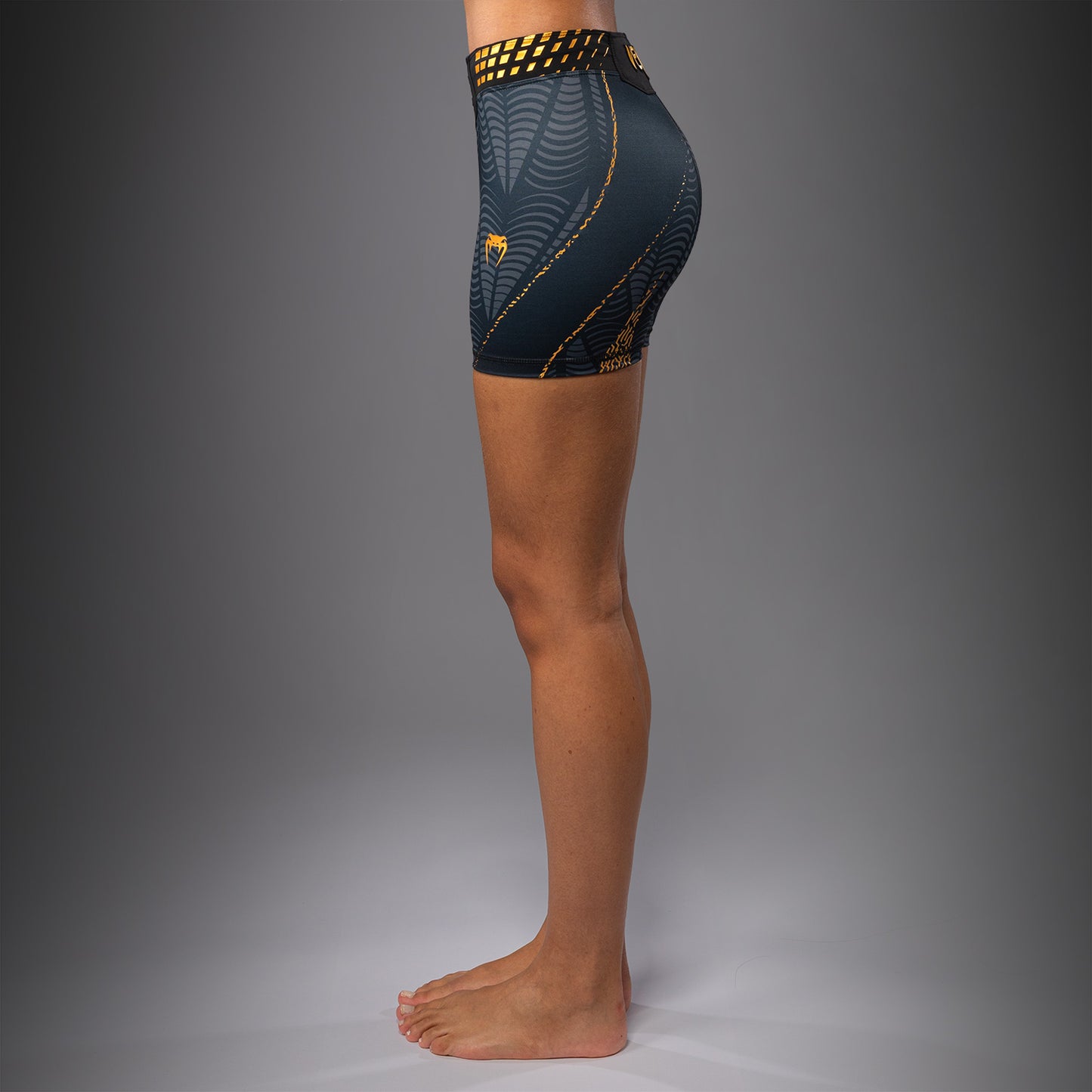 UFC Zenith by Venum Authentic Fight Night Pantaloncini Vale Tudo Fit corto Donna Personalizzato - Champion