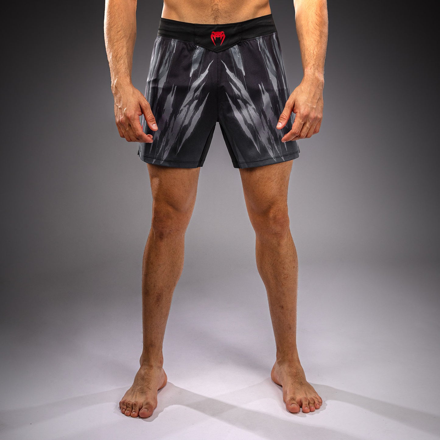 Venum Demon Pantaloncini da Combattimento - Nero/Grigio