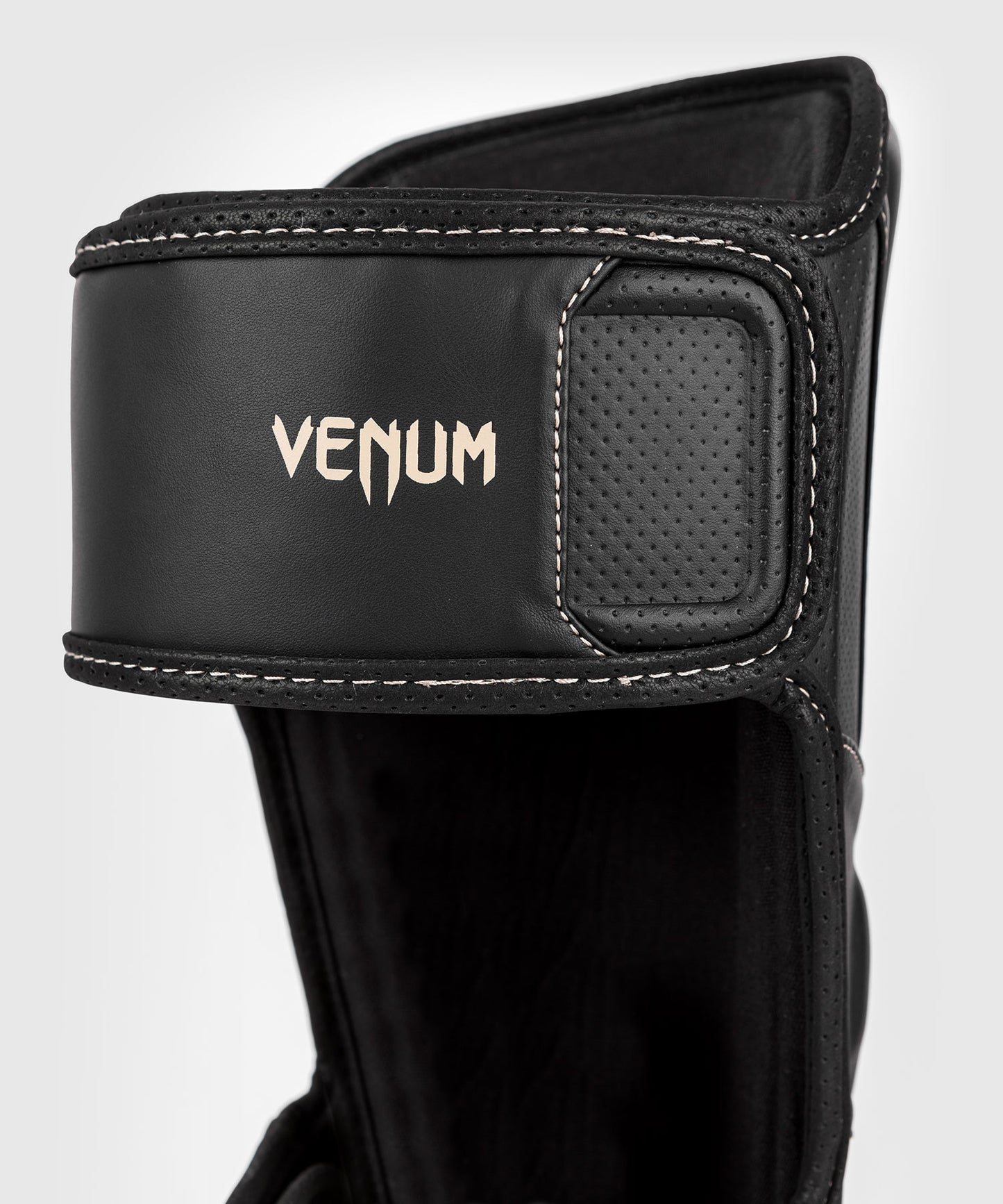 Venum Impact Evo Parastinchi - Nero