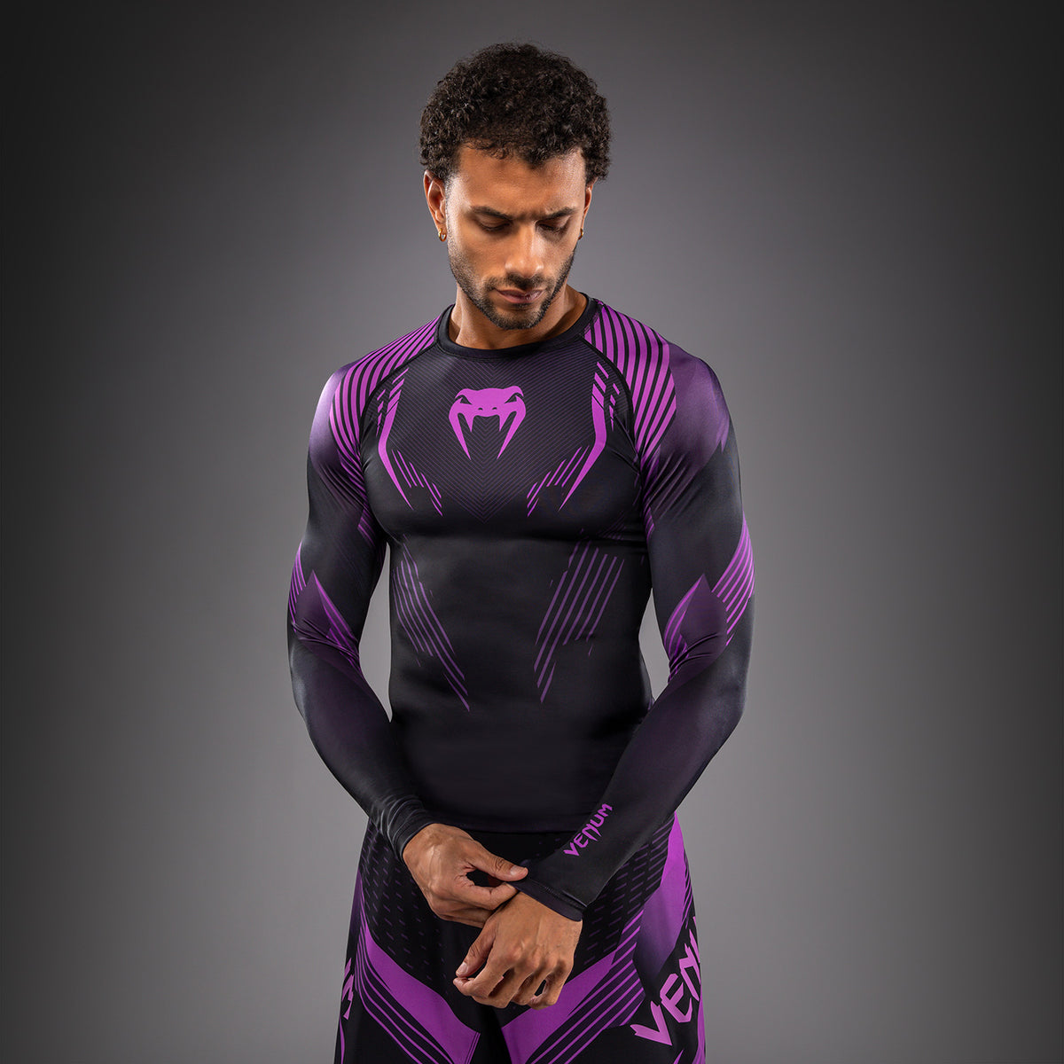Venum No-Gi 6.0 Rashguard a Maniche Lunghe - Nero/Viola