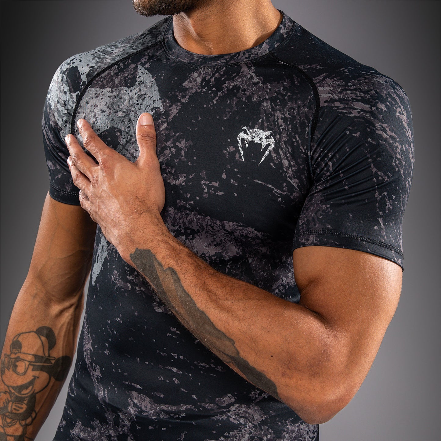 Venum Rage & Workout Rashguard a Maniche Corte - Nero/Grigio