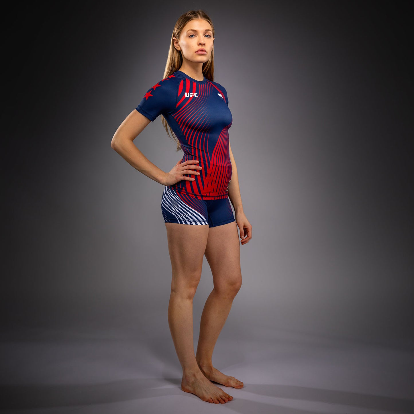 Official UFC Freedom 250 by Venum Authentic Fight Night Rashguard a maniche corte da donna - Blu