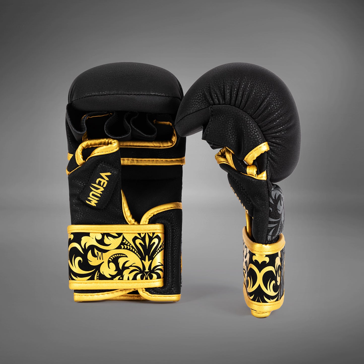 Venum x Topuria Unmatched Edition Guanti da Sparring MMA - Nero/Oro