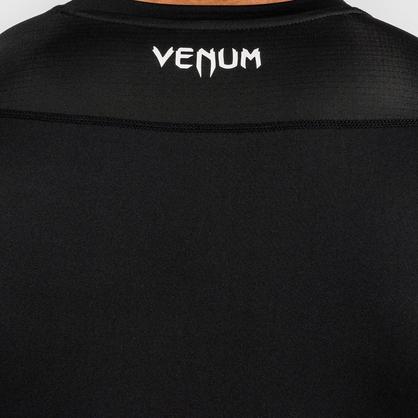 Venum Attack Rashguard a maniche corte - Nero/Grigio