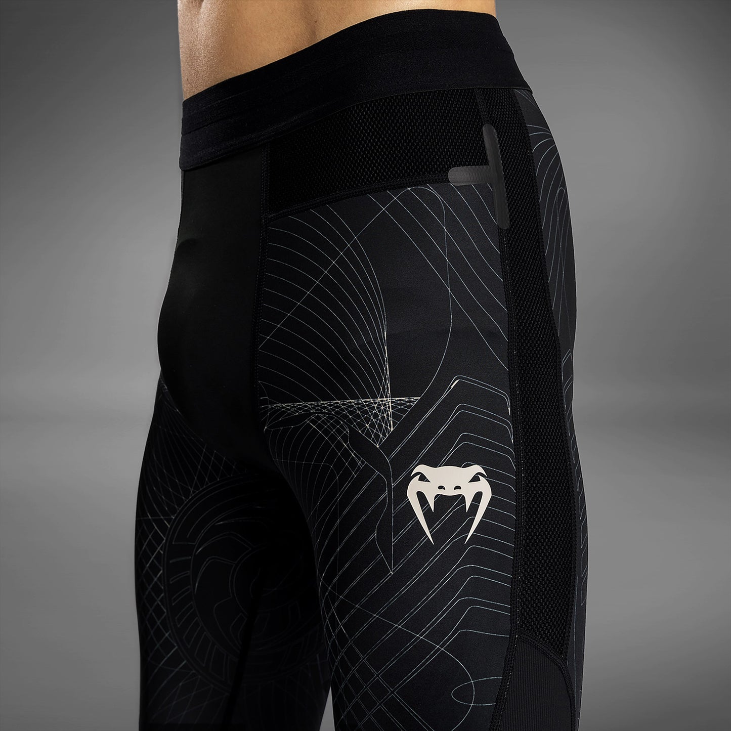 Venum G-Fit Air Pantaloni a compressione - Nero Profondo/Sabbia Del Deserto