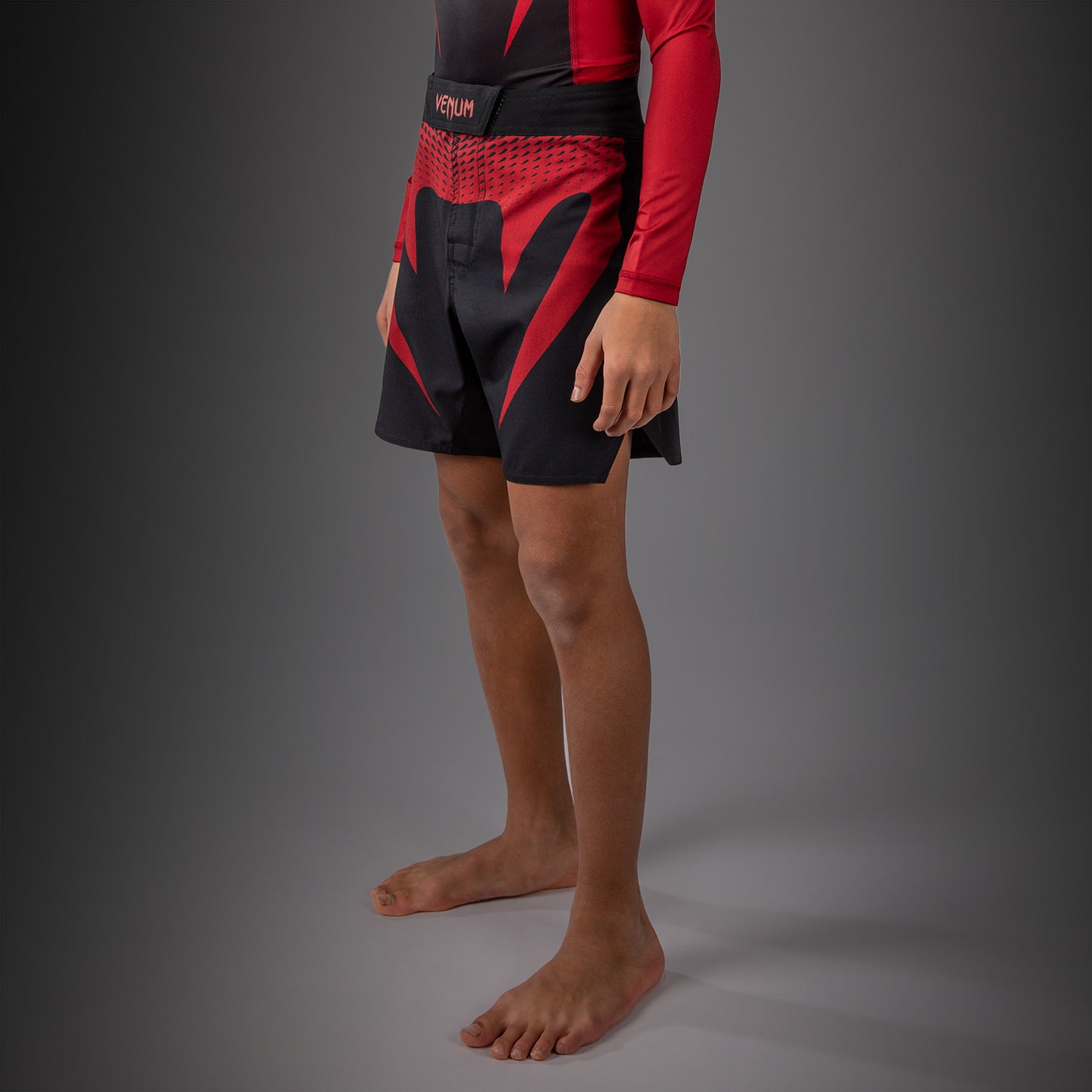 Venum Attack Pantaloncini da Combattimento per Bambini - Nero/Rosso