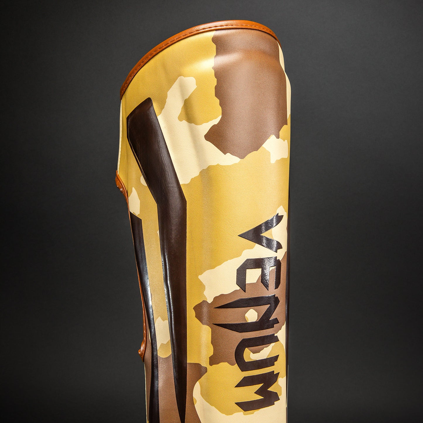 Venum Elite Paratibie - Beige Chiaro/Marrone