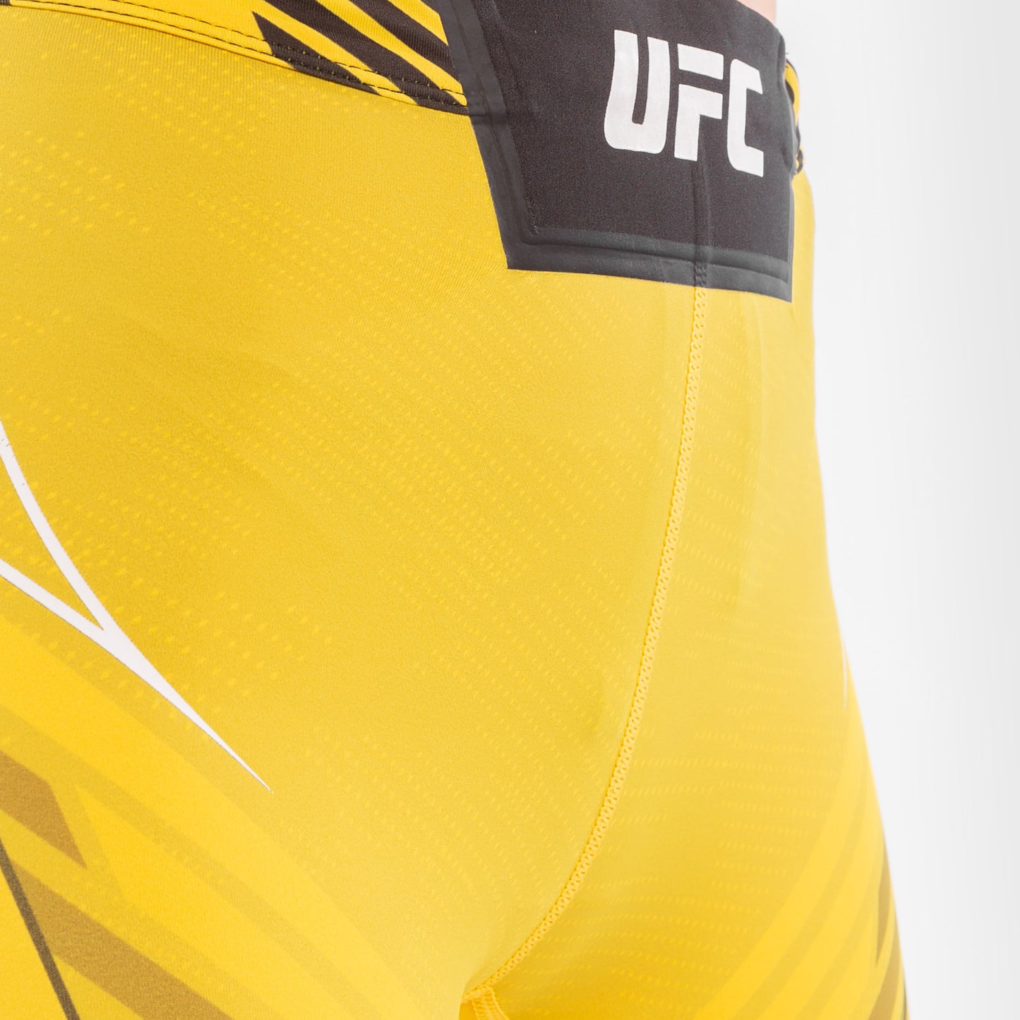 Pantaloncini da Vale Tudo Donna UFC Venum Authentic Fight Night - Vestibilità Lunga - Giallo