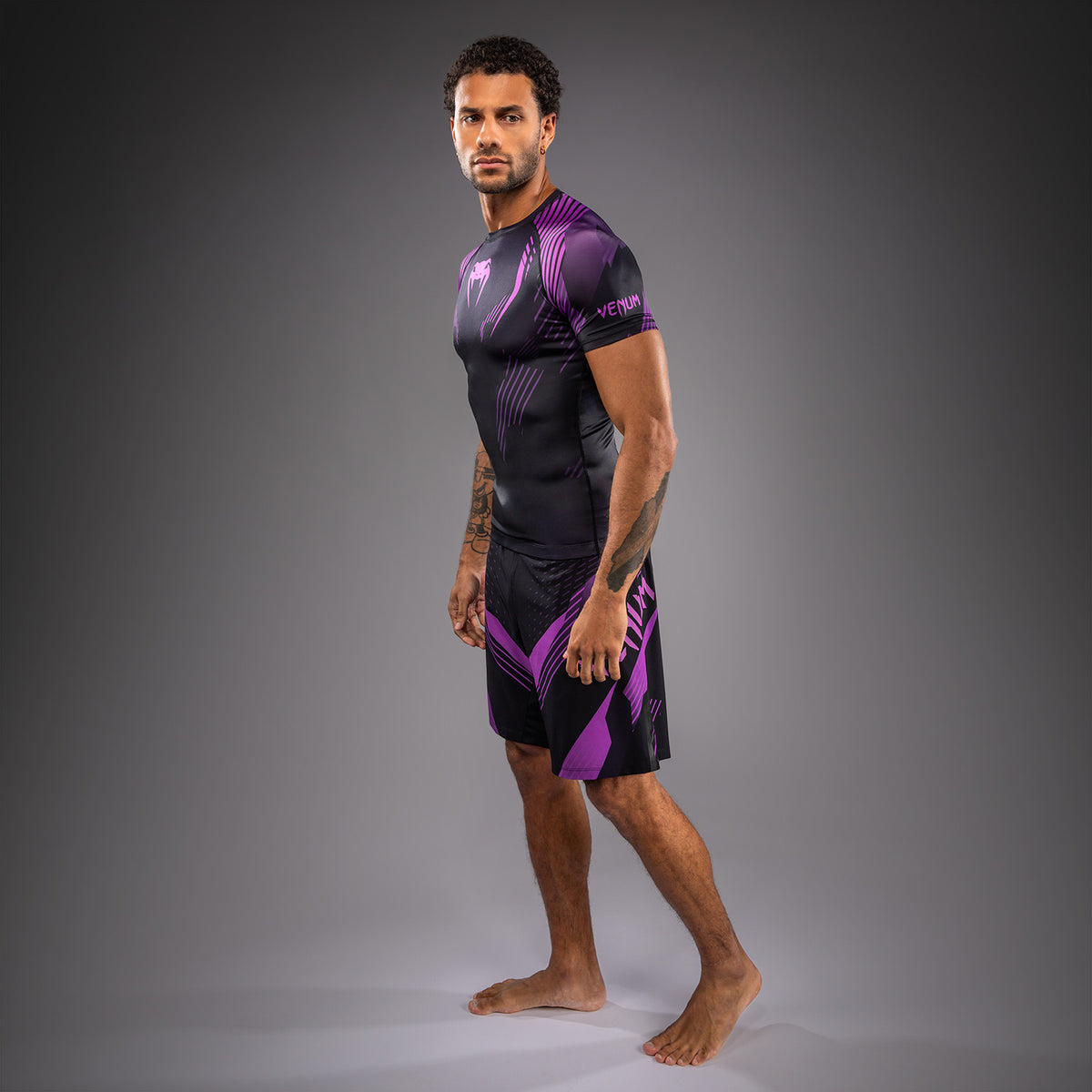 Venum No-Gi 6.0 Rashguard a Maniche Corte - Nero/Viola