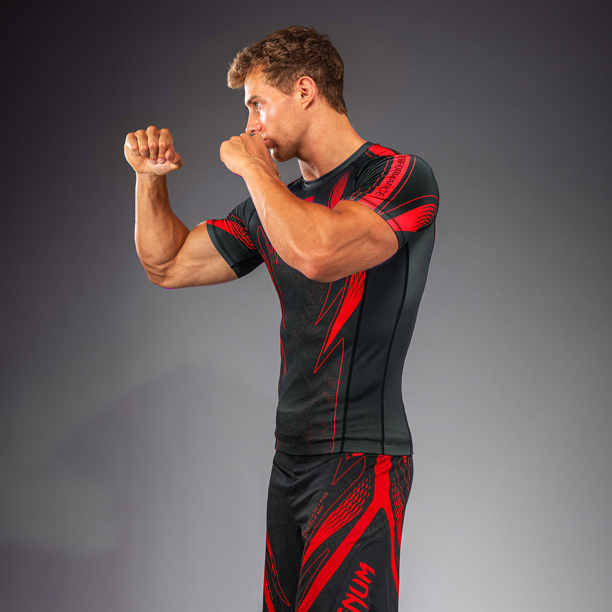 Venum Amazonia Reborn Maglia a compressione a maniche corte - Nero/Rosso