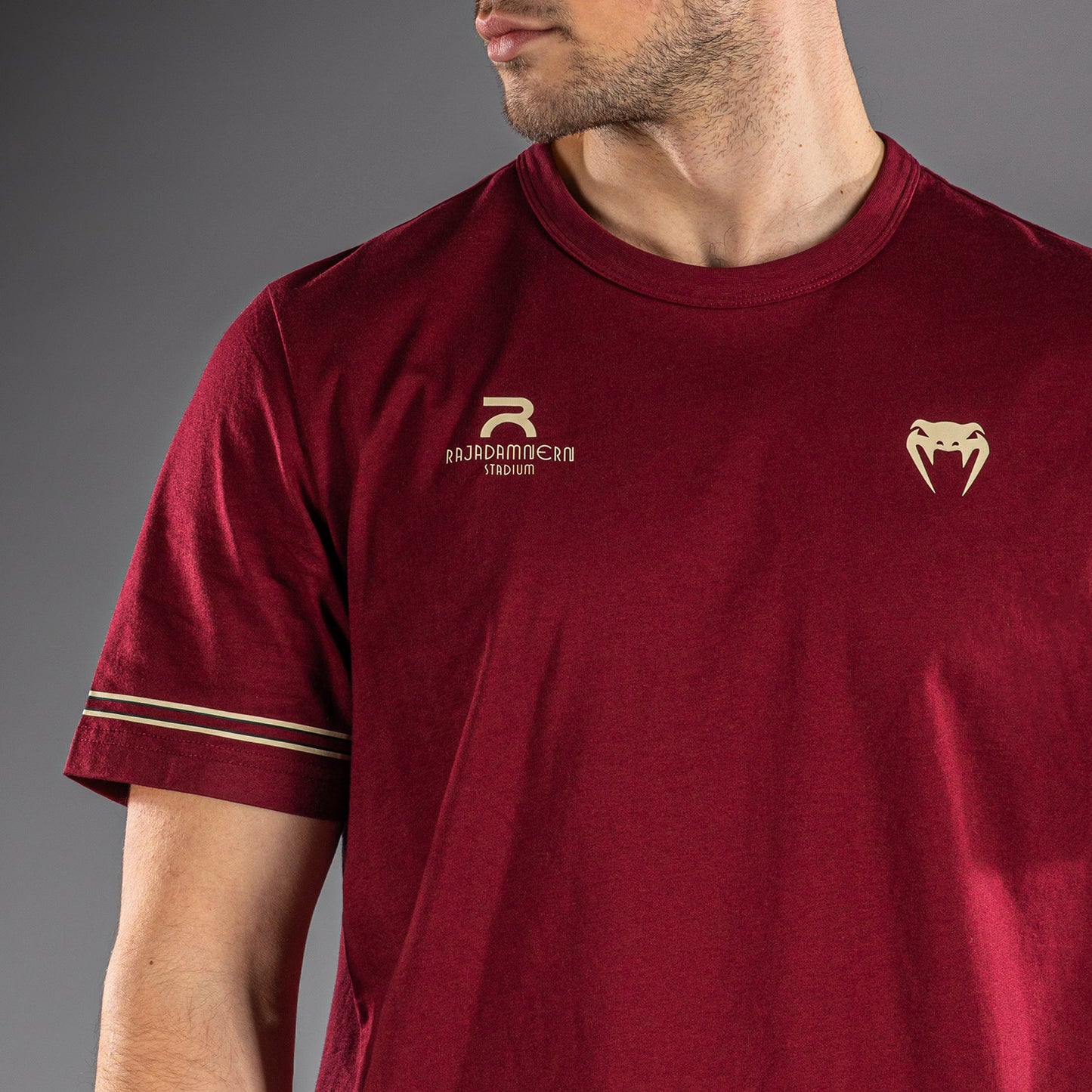 Venum x Rajadamnern T-Shirt - Borgogna