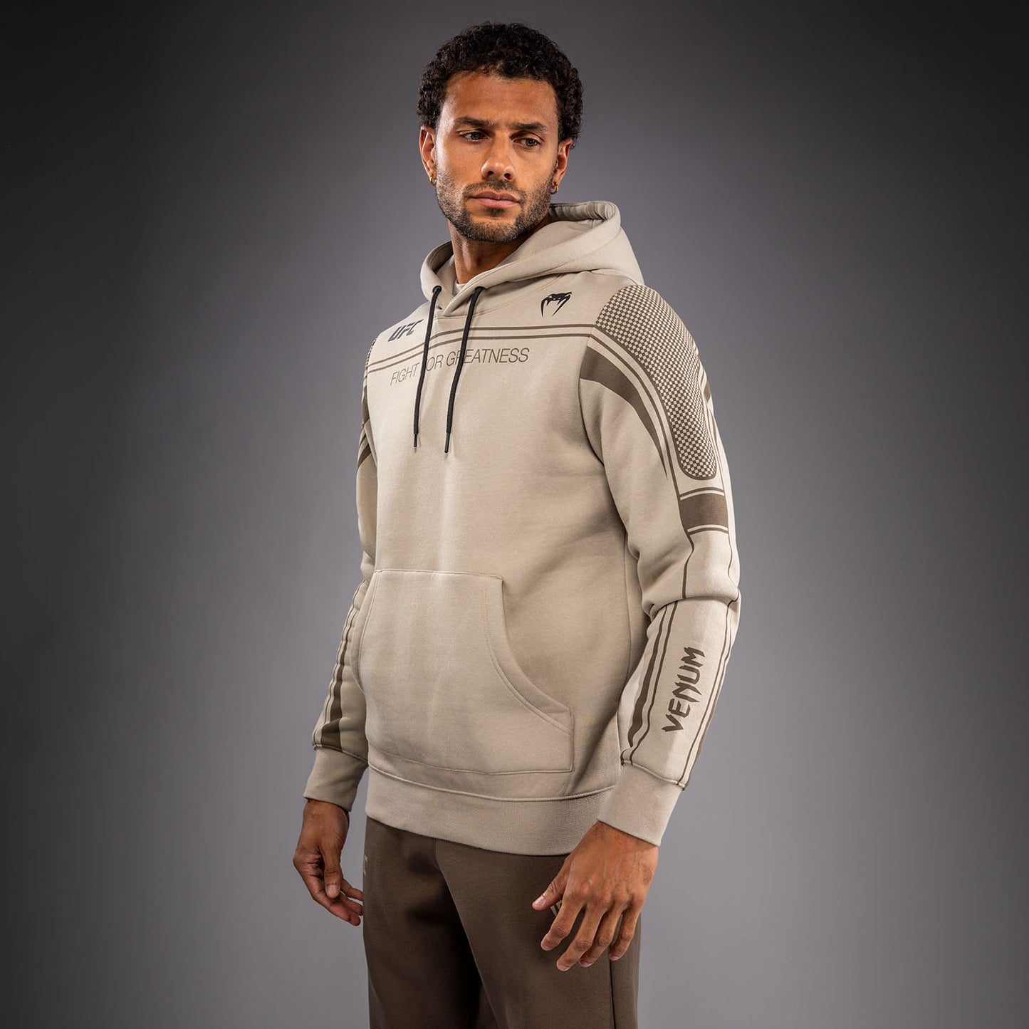 Venum UFC Unity by Venum Authentic Fight Week Felpa con Cappuccio da Uomo - Sabbia