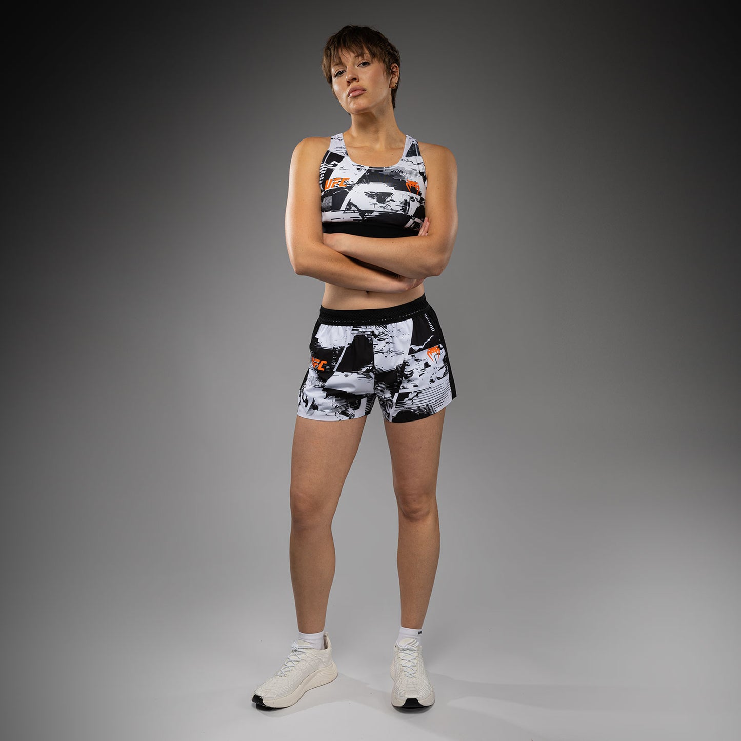 Venum UFC Zenith Authentic Fight Week Pantaloncini Performance da Donna – Bianco