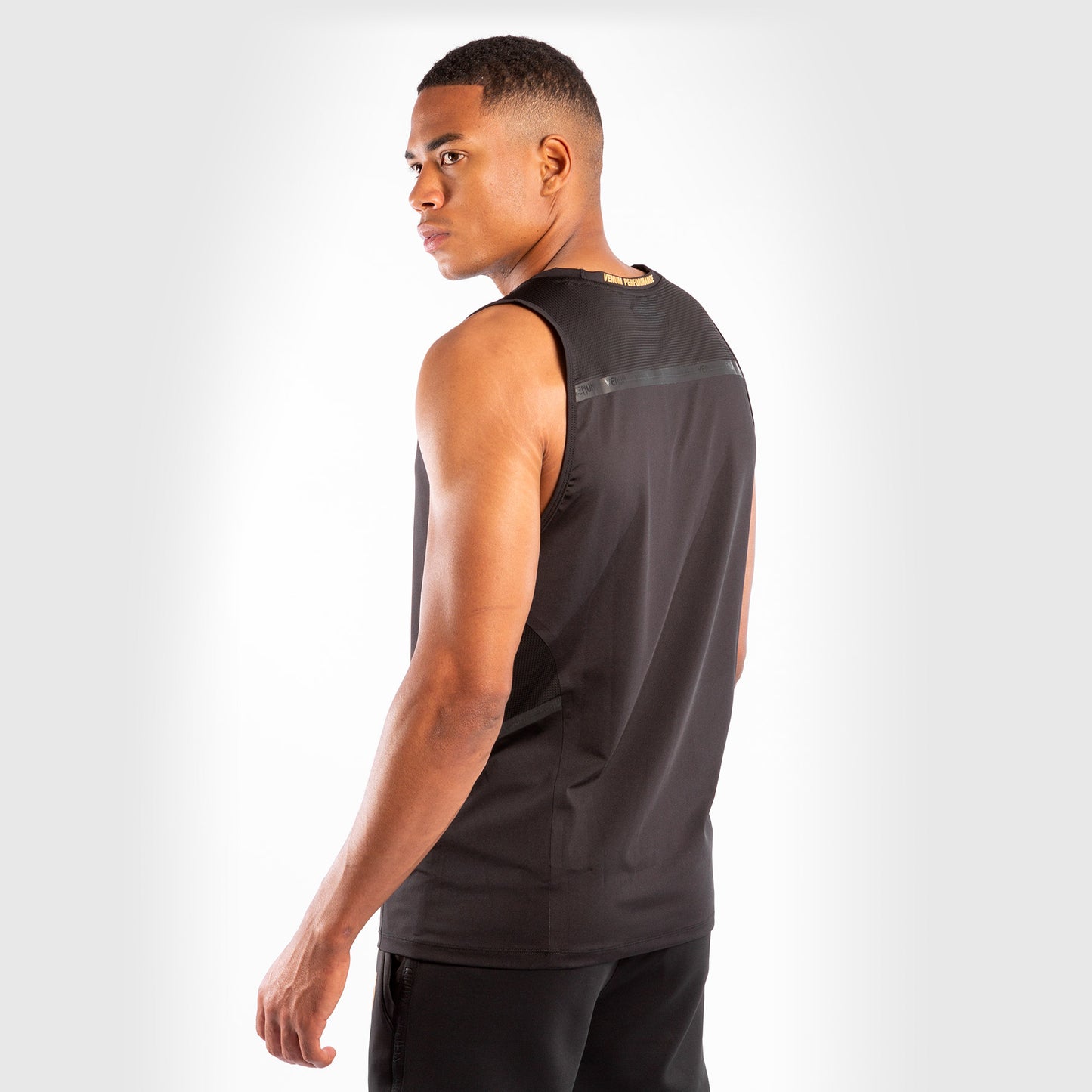 Canotta Dry Tech Petrosyan 2.0 - Nero/Oro