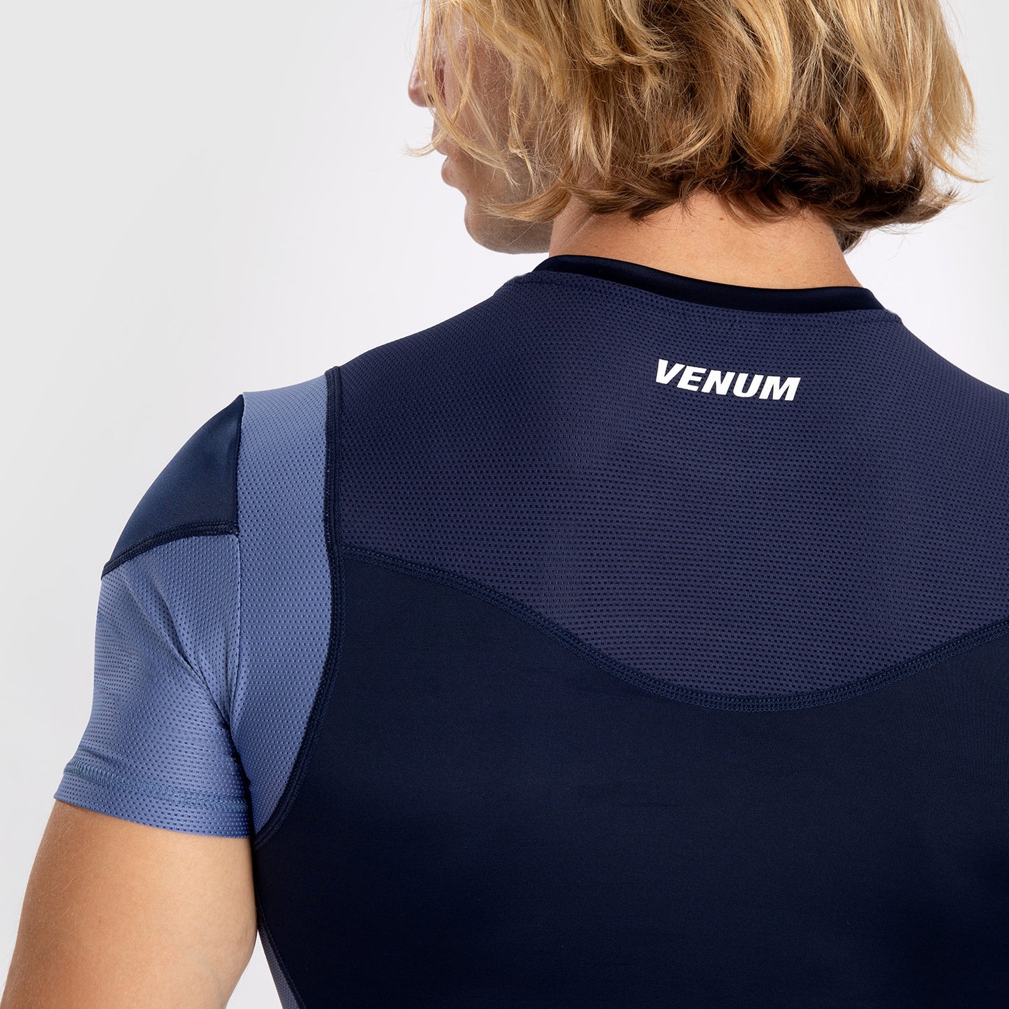Venum Tempest Rashguard a maniche corte - Blu Navy/Blu